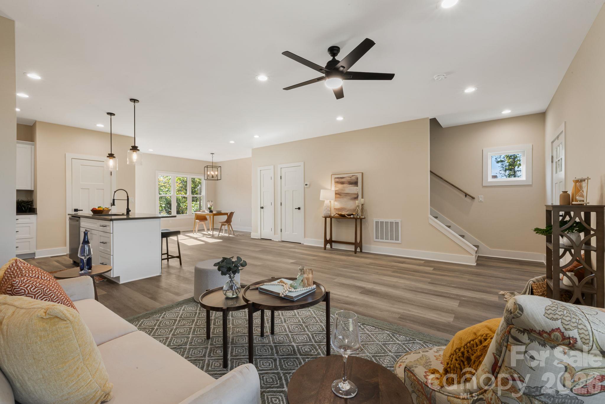 Single Family Residence at 31 Elkwood Avenue, Asheville, photo 9 of 43