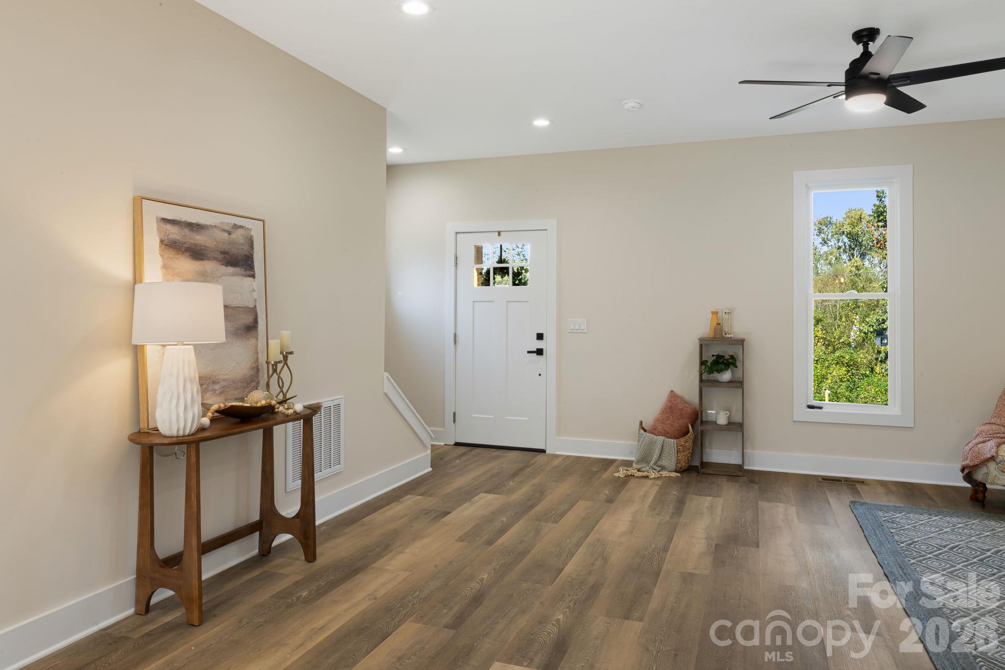 Single Family Residence at 31 Elkwood Avenue, Asheville, photo 12 of 43