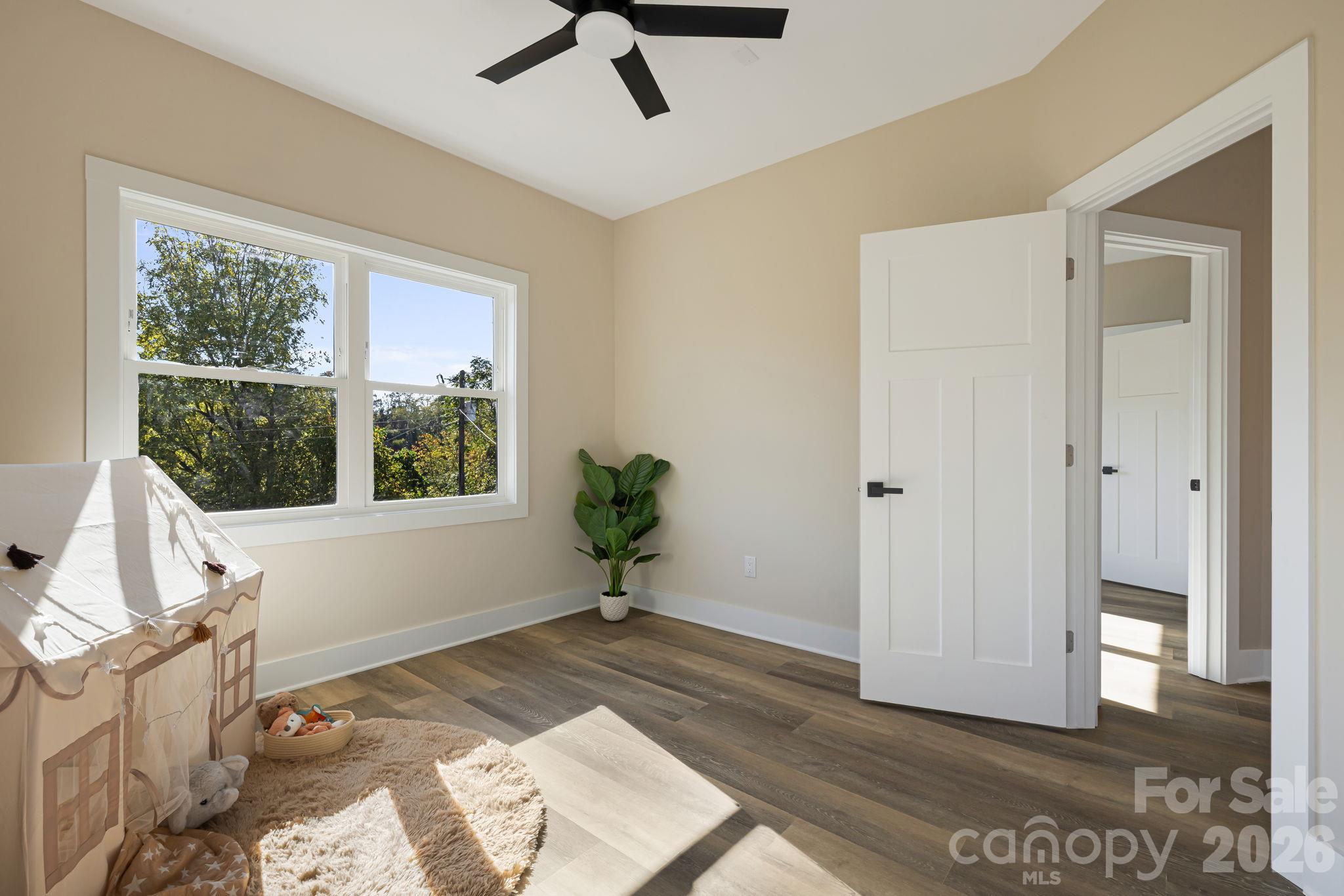 Single Family Residence at 31 Elkwood Avenue, Asheville, photo 31 of 43
