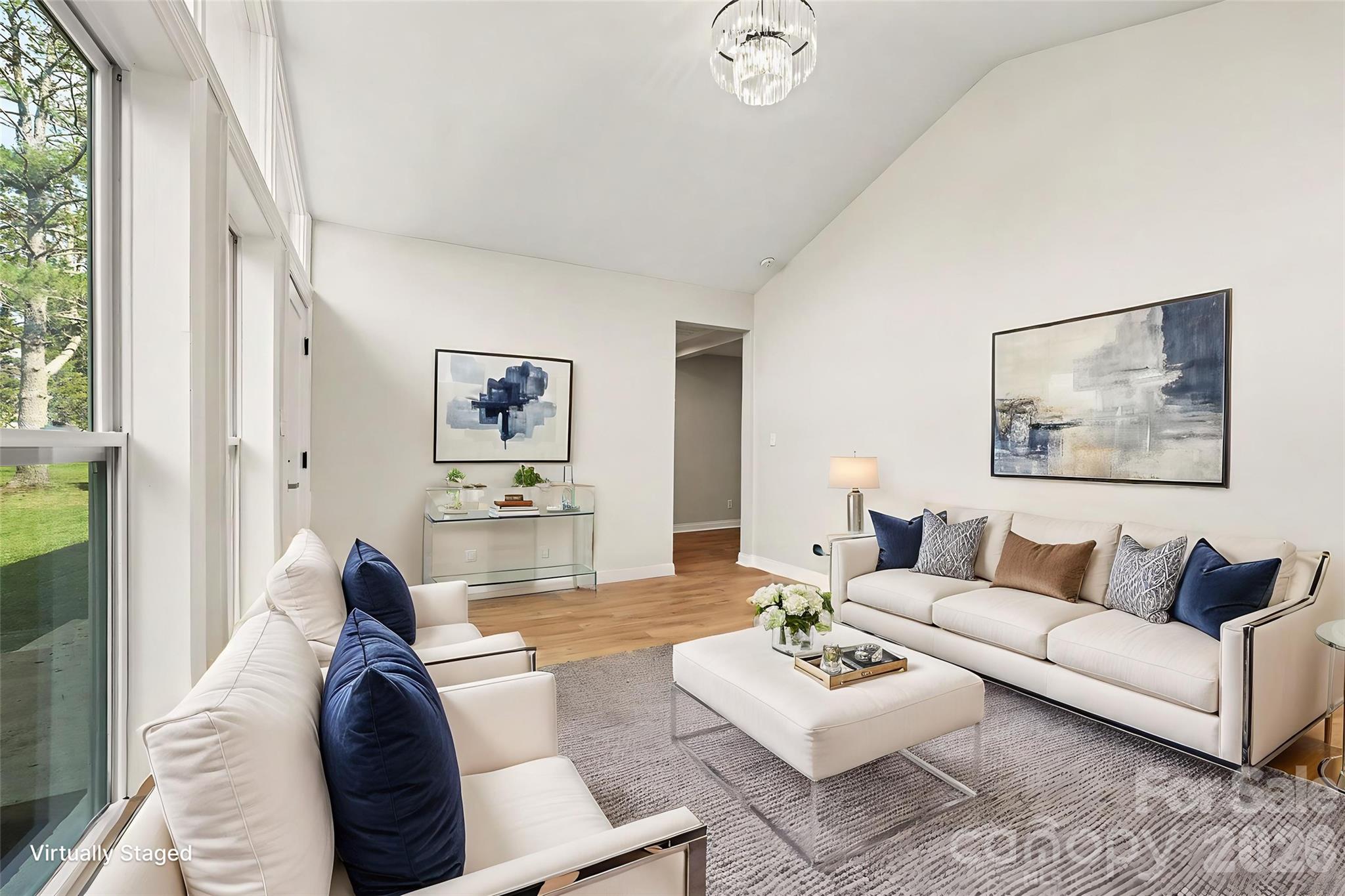 Virtually staged - 1902 19th Avenue NE, Hickory