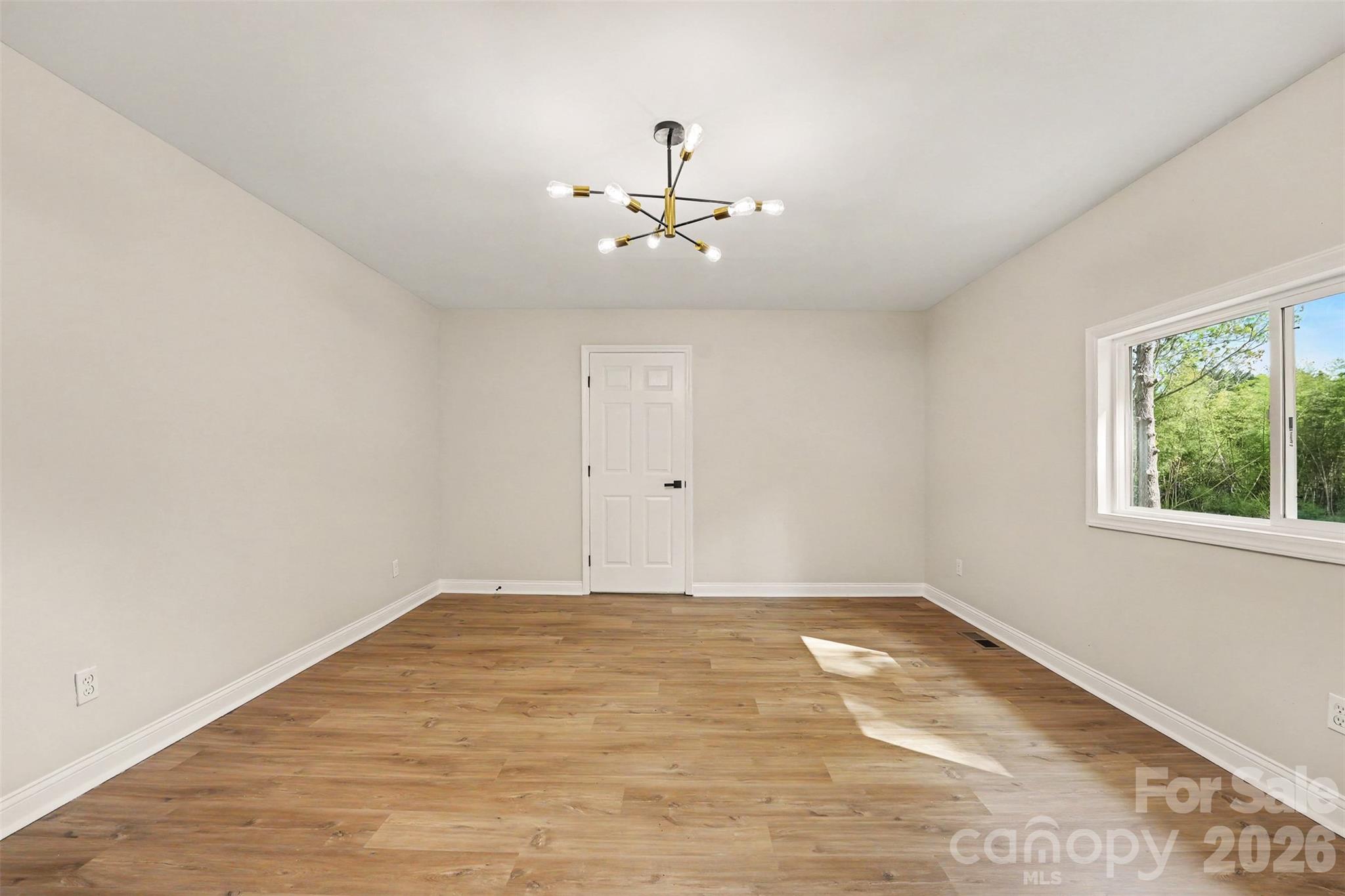 Single Family Residence at 1902 19th Avenue NE, Hickory, photo 21 of 38