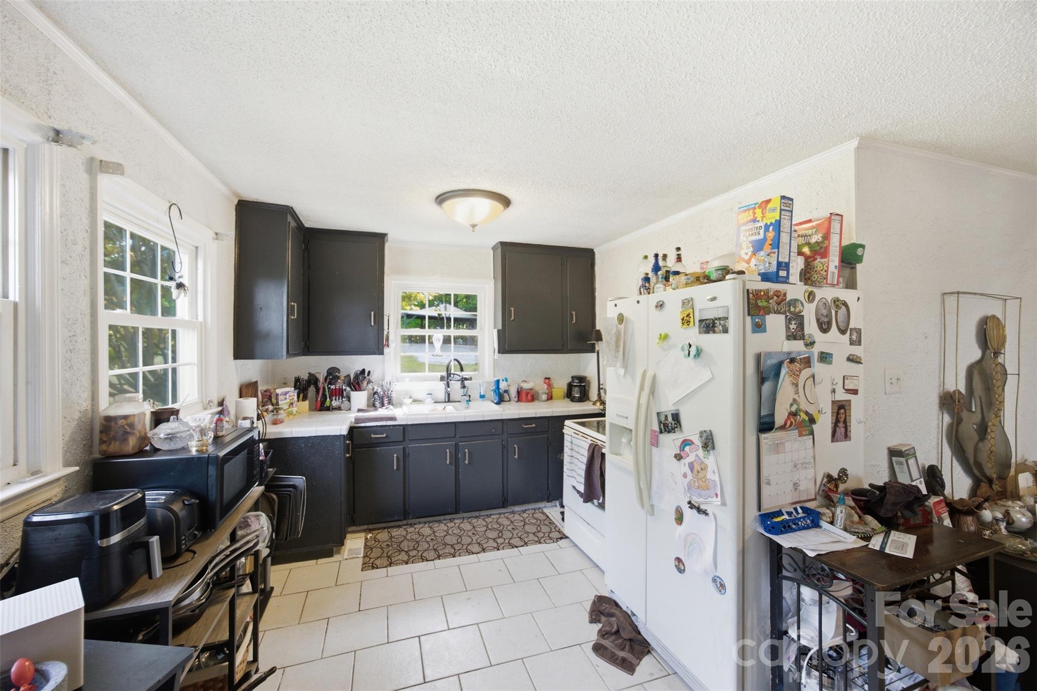 Kitchen. - 146 Duck Cove Road, Belmont