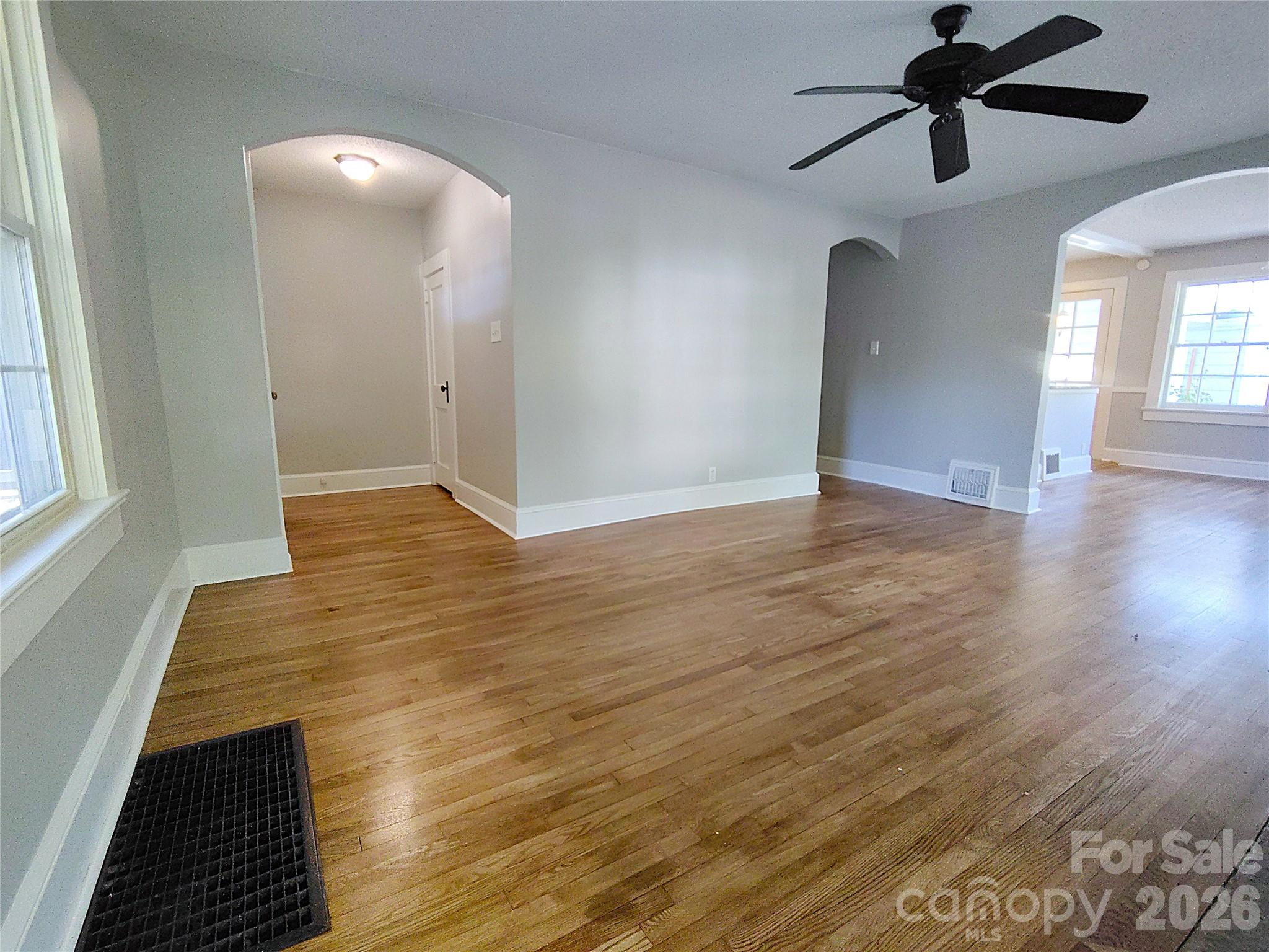 Single Family Residence at 23 Woodley Avenue, Asheville, photo 5 of 39