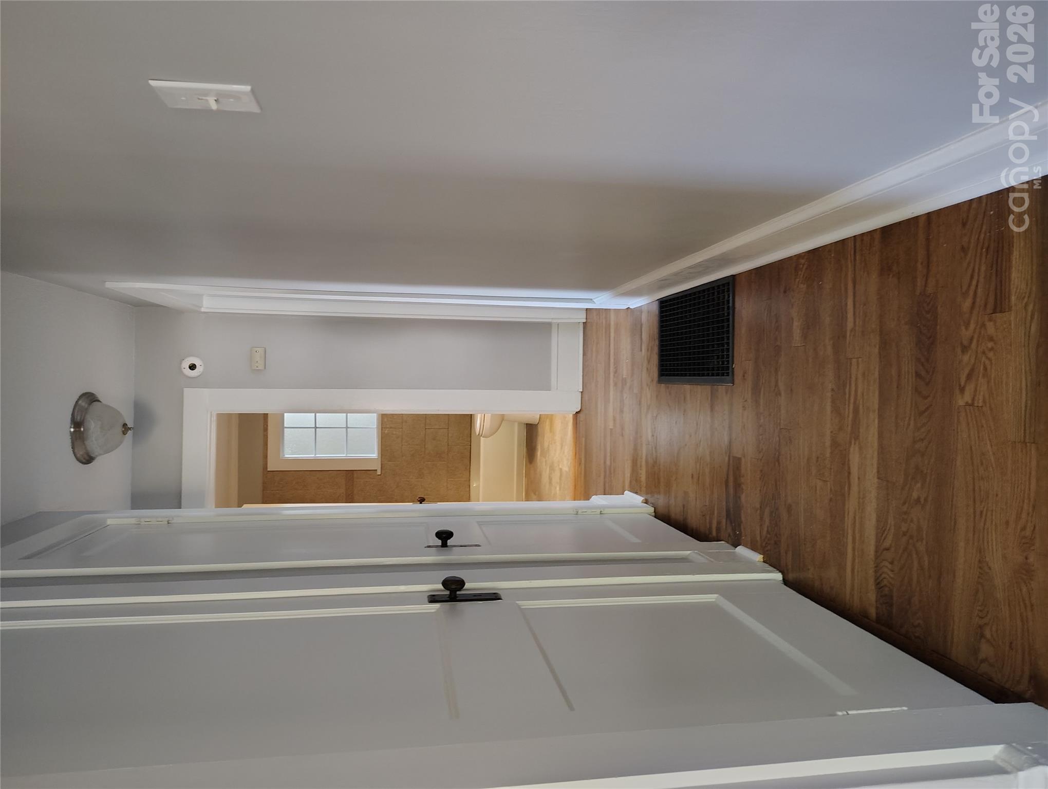Single Family Residence at 23 Woodley Avenue, Asheville, photo 8 of 39
