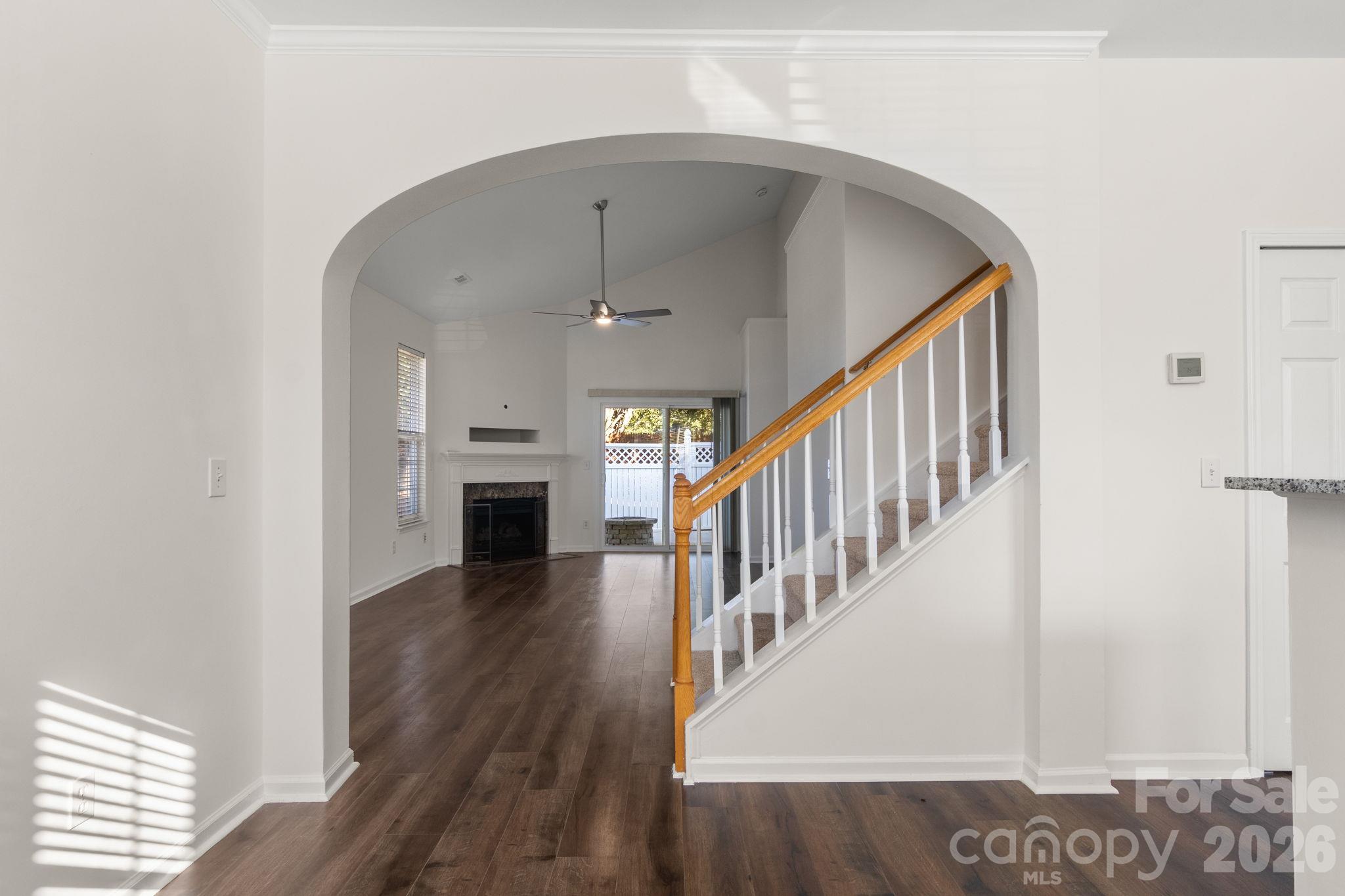 Townhouse at 701 Shellstone Place, Fort Mill, photo 14 of 31