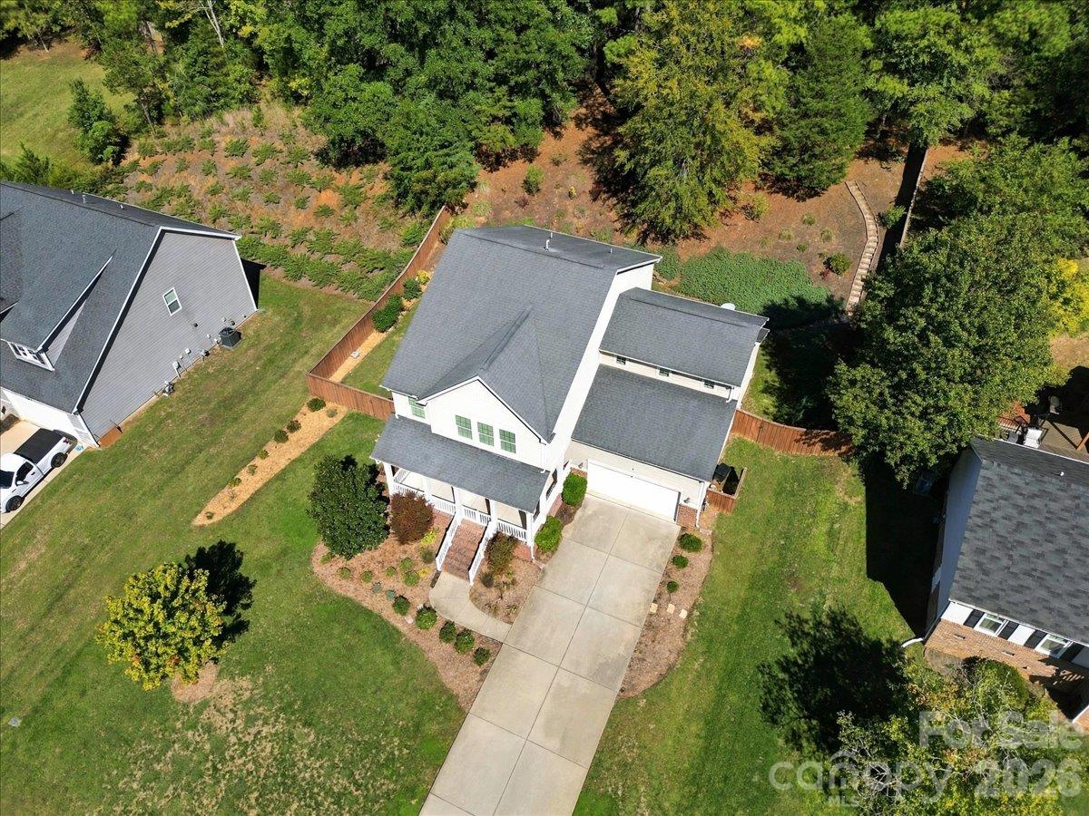 Single Family Residence at 204 Southfork Lane, Belmont, photo 3 of 28