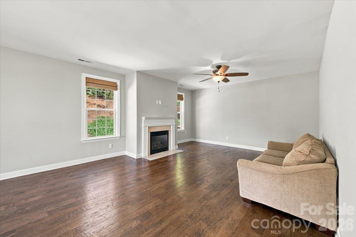 Single Family Residence at 204 Southfork Lane, Belmont, photo 16 of 28