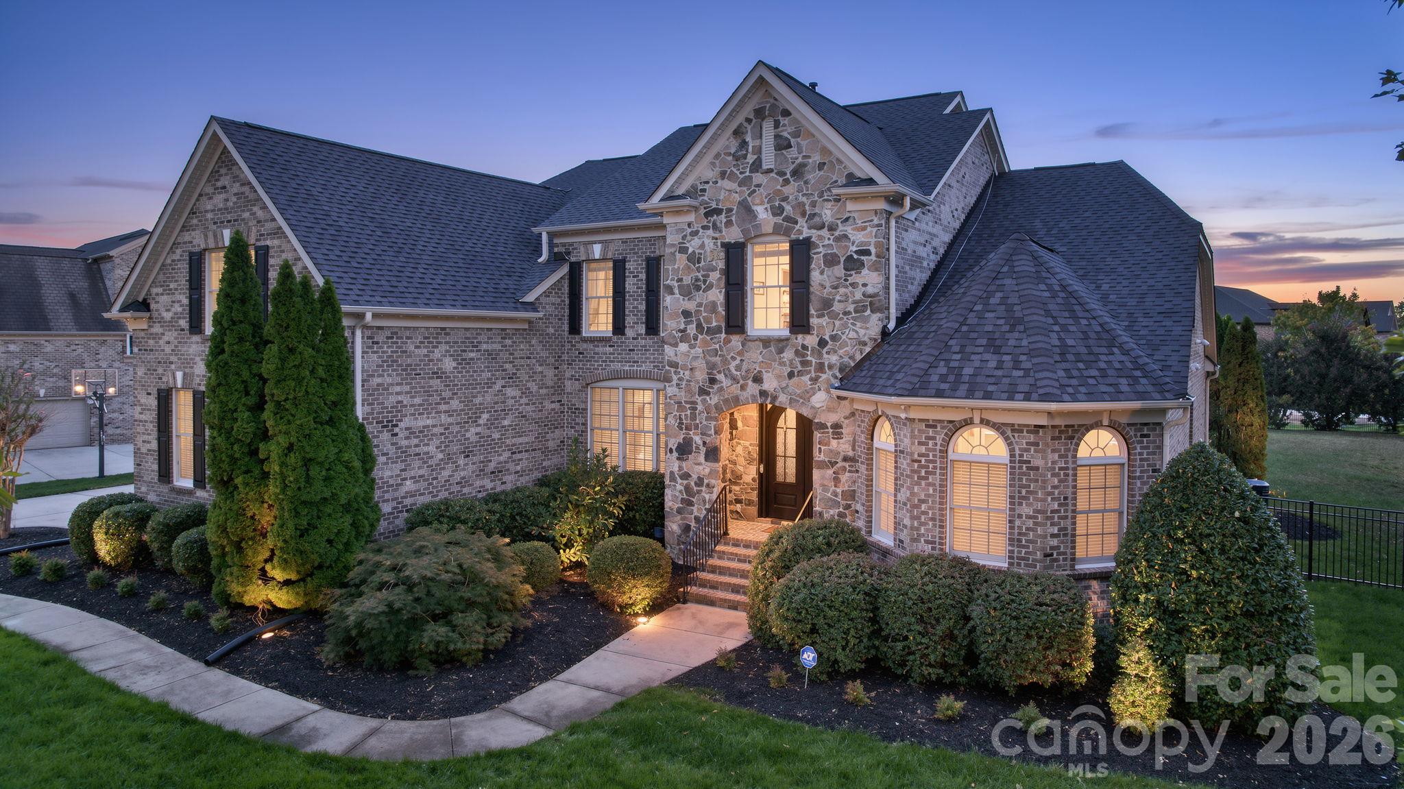 Welcome Home! - 5017 Autumn Blossom Lane, Waxhaw