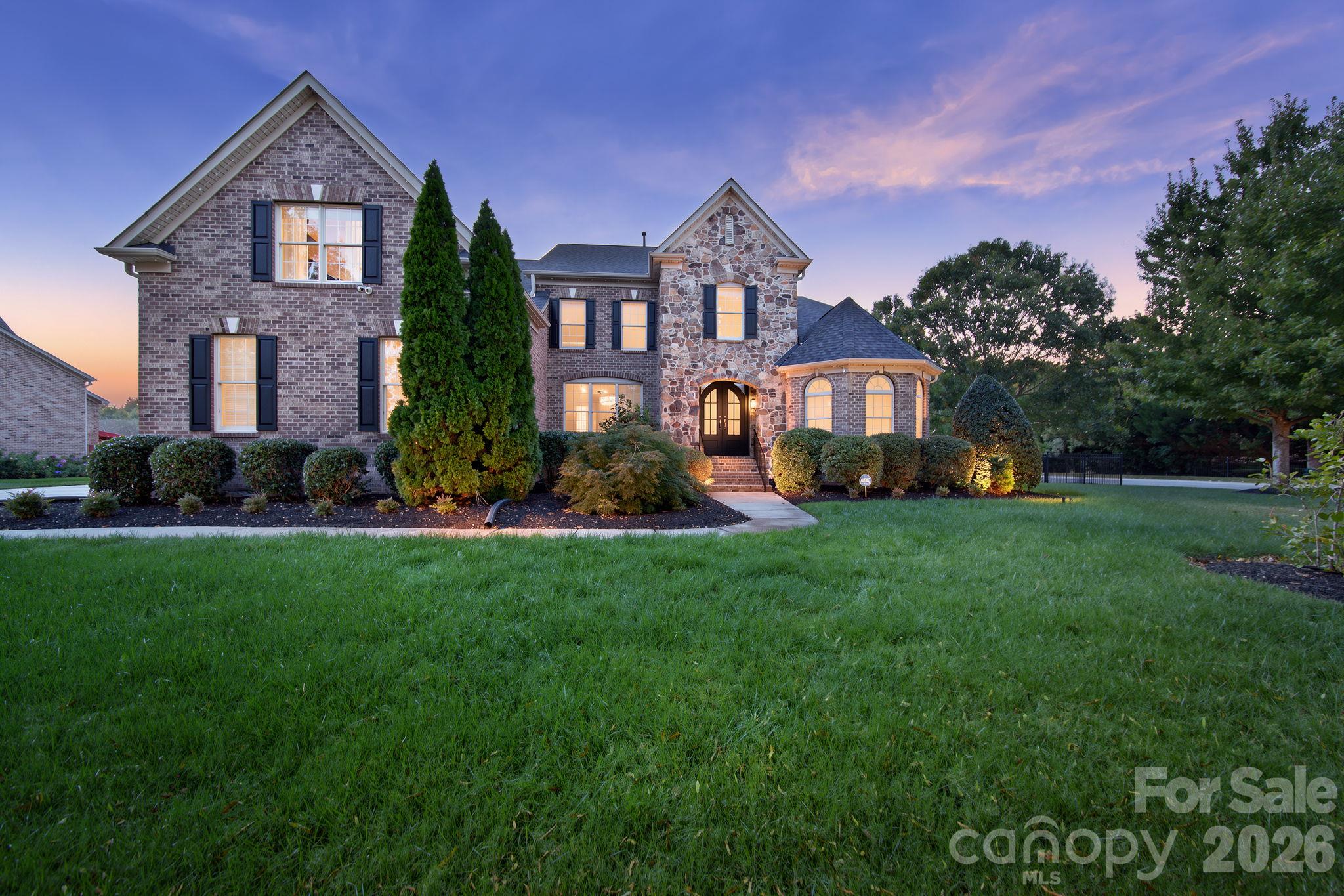 5017 Autumn Blossom Lane