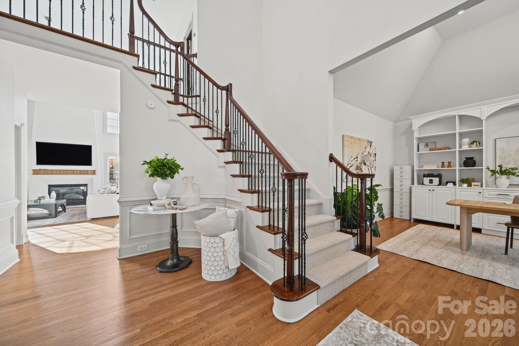 Single Family Residence at 5017 Autumn Blossom Lane, Waxhaw, photo 3 of 48