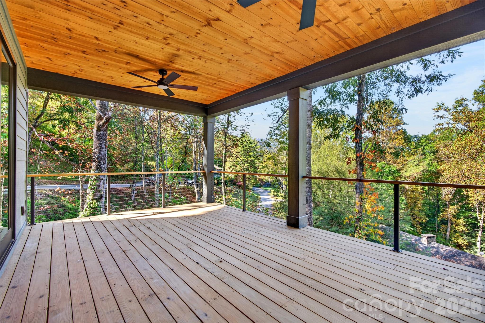 Upper Deck - 51 Bear Tree Cove, Canton