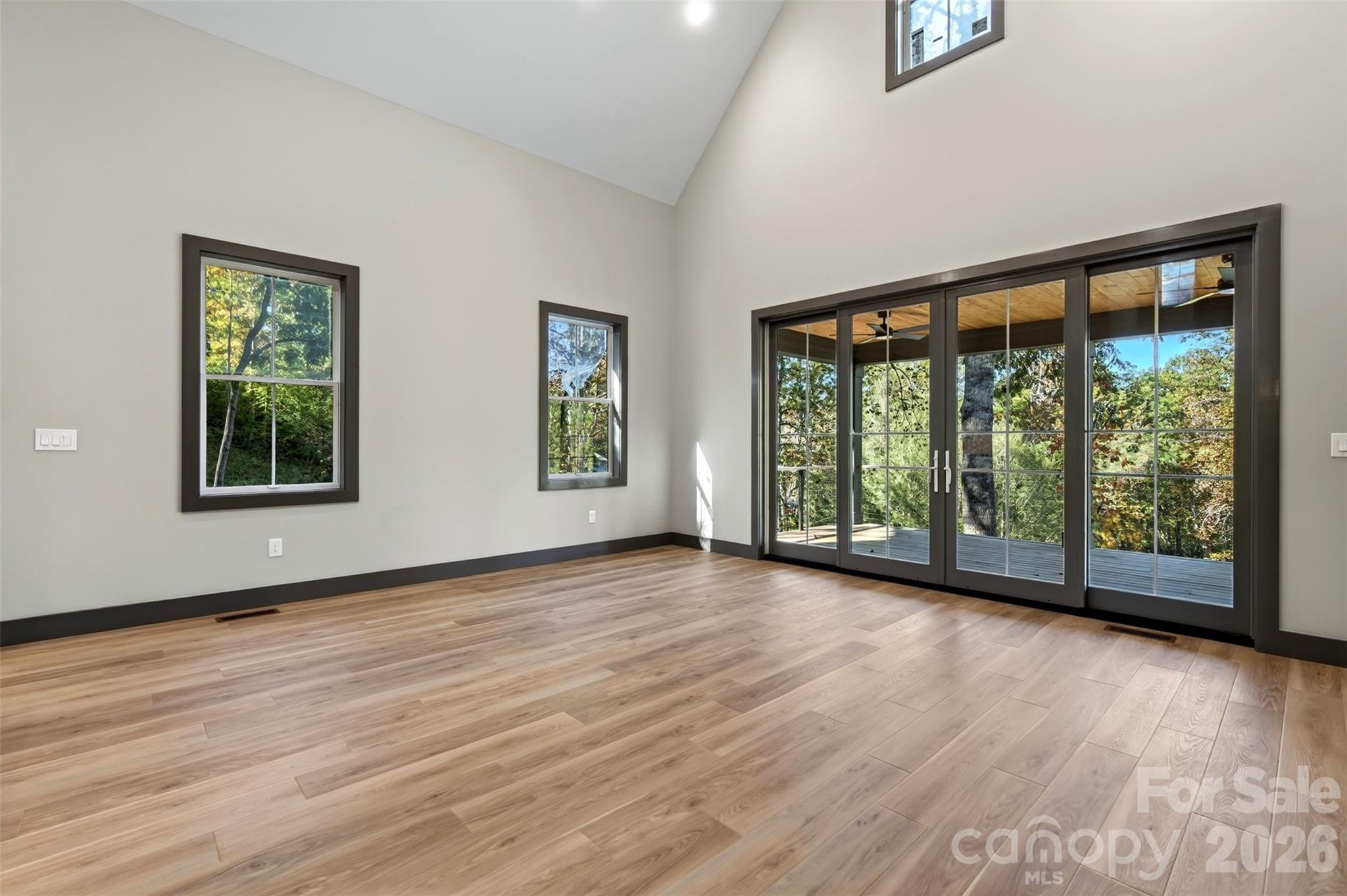 Living-Dining (Main) - 51 Bear Tree Cove, Canton