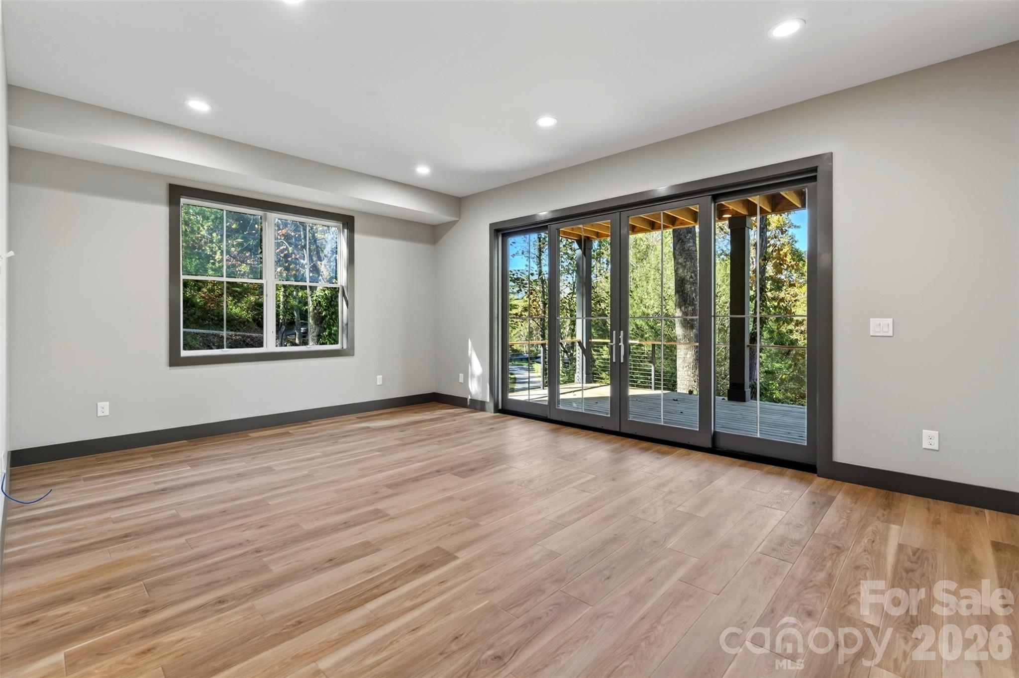 Lower Living - 51 Bear Tree Cove, Canton
