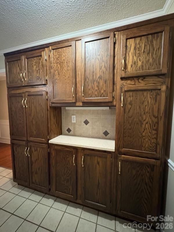 Single Family Residence at 210 Faye Court, King, photo 13 of 42