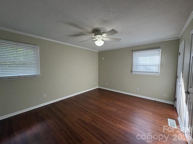 Single Family Residence at 210 Faye Court, King, photo 24 of 42