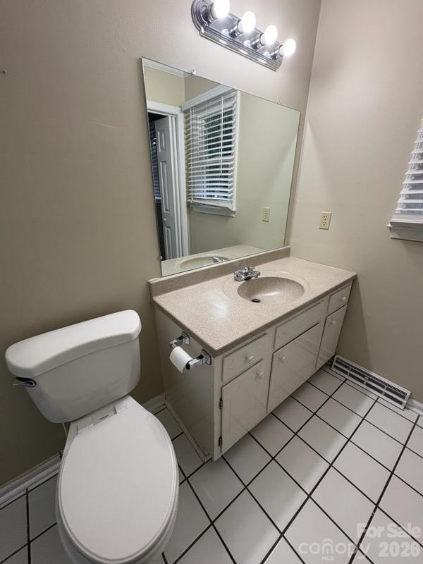 Single Family Residence at 210 Faye Court, King, photo 27 of 42