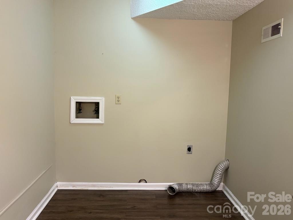 Single Family Residence at 210 Faye Court, King, photo 30 of 42
