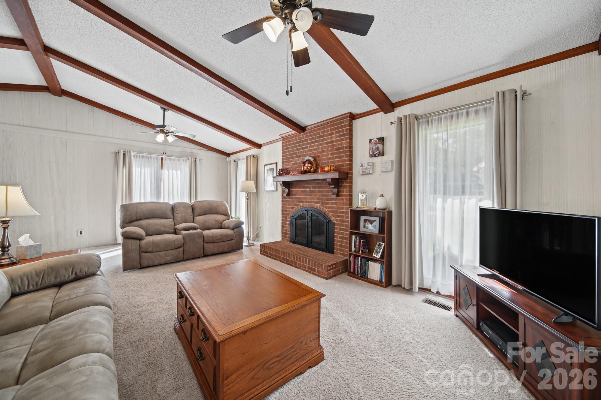 Living Room - 306 Starmount Drive, Statesville