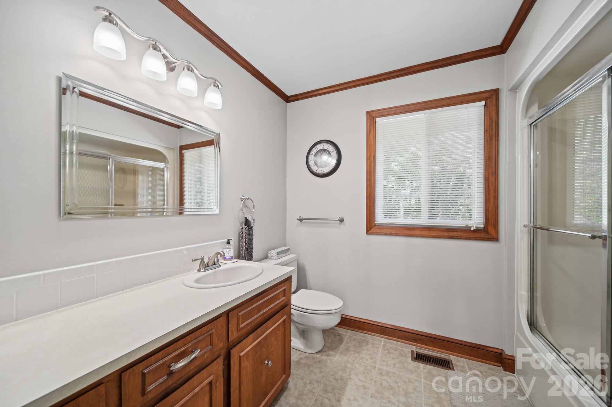 Secondary Bath - 306 Starmount Drive, Statesville
