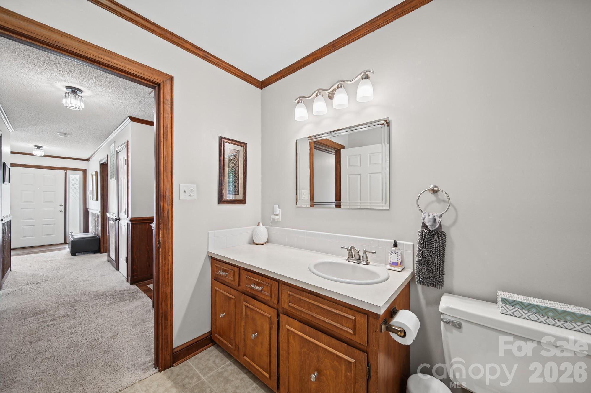 Secondary Bath - 306 Starmount Drive, Statesville