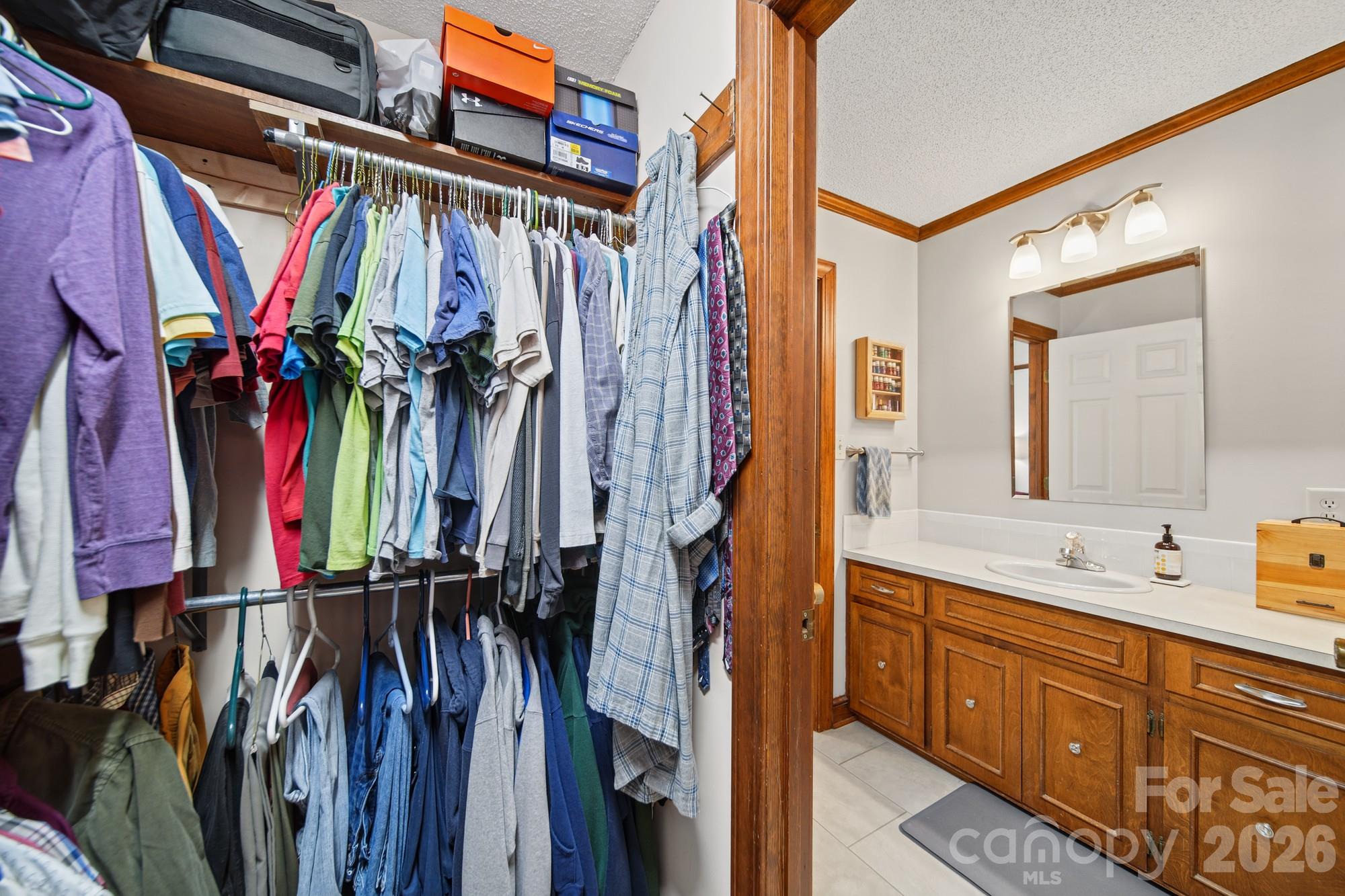 Walk-in Closet - 306 Starmount Drive, Statesville