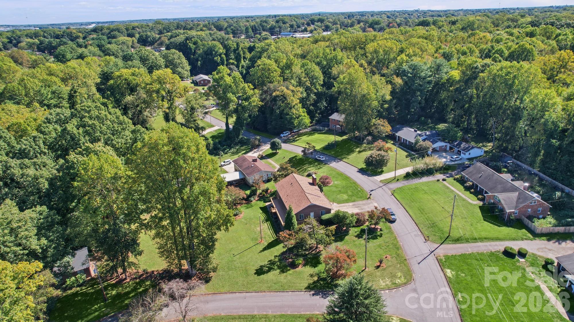 Single Family Residence at 306 Starmount Drive, Statesville, photo 43 of 46