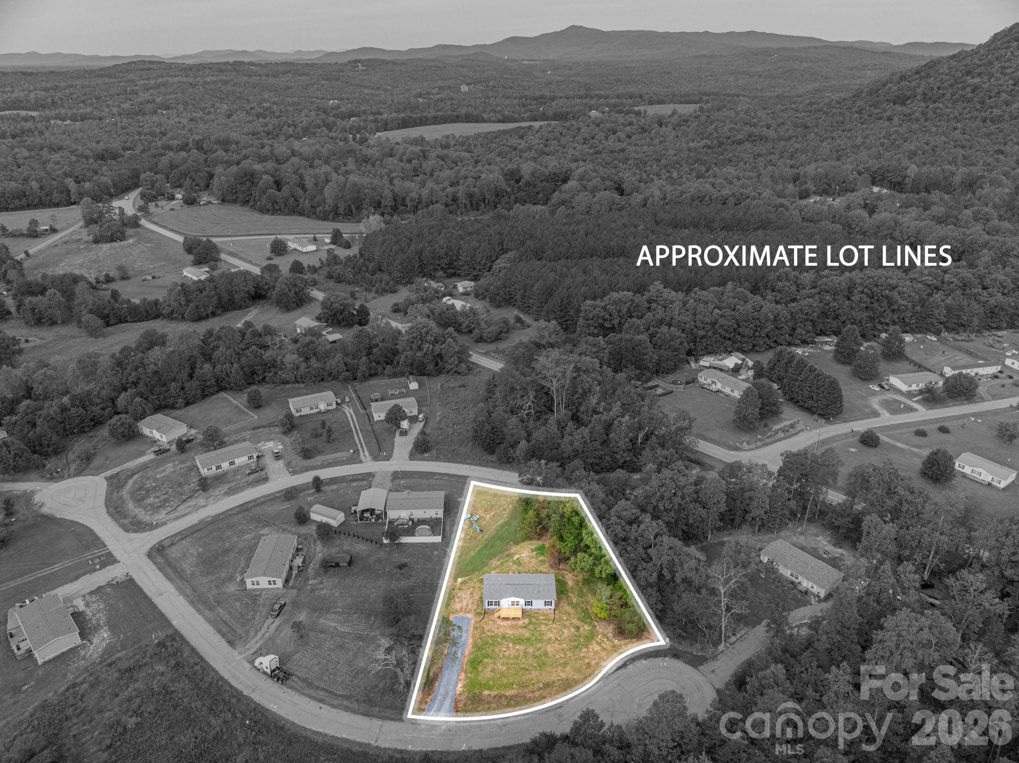 Large lot in Ol Field - 207 Grassy Field Court, Lawndale