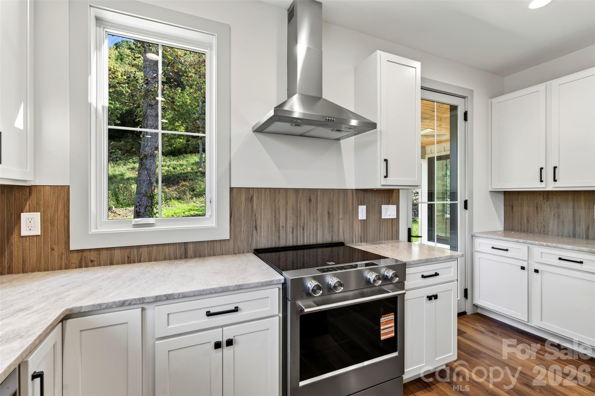Kitchen - 100 Bear Tree Cove, Canton