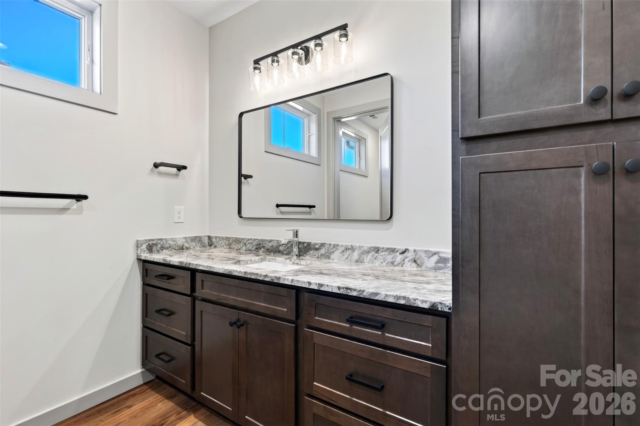 Upper Bath - 100 Bear Tree Cove, Canton