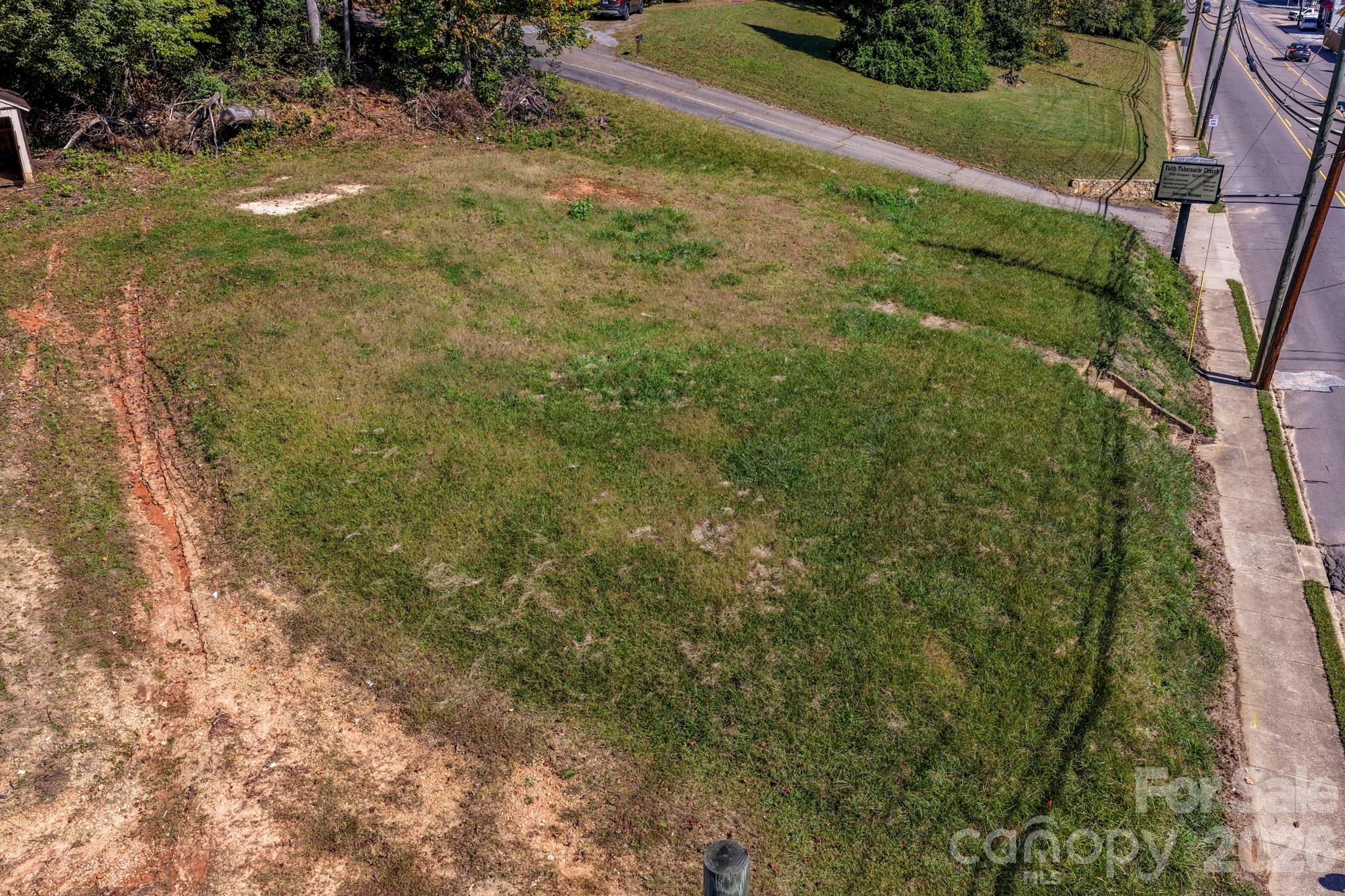 Lot at 891 E Court Street, Marion, photo 3 of 22
