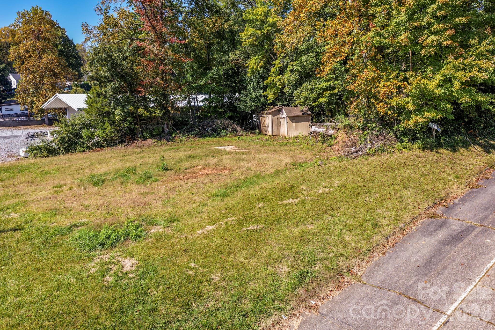 Lot at 891 E Court Street, Marion, photo 5 of 22