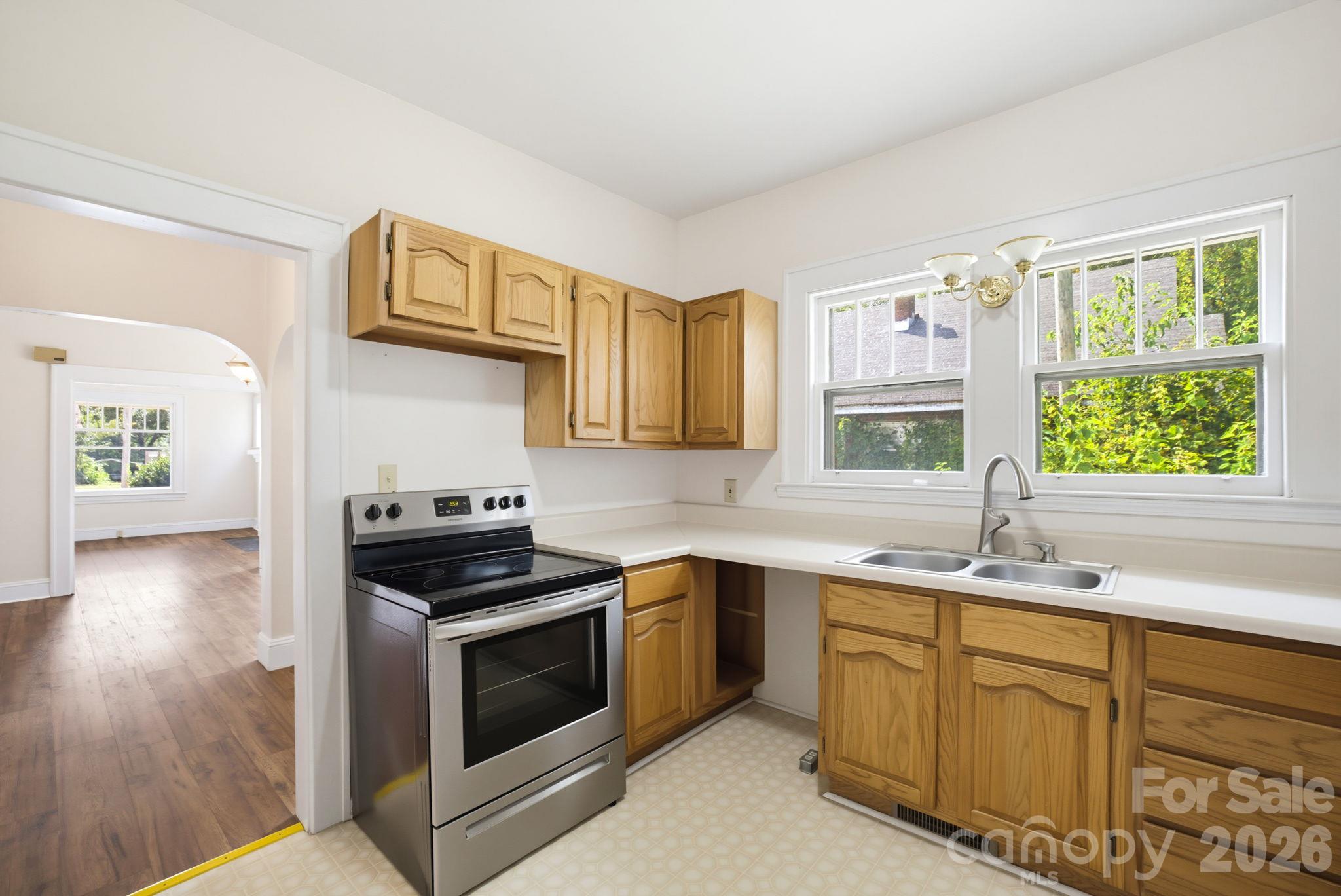 Single Family Residence at 710 Wentworth Street, Reidsville, photo 18 of 30