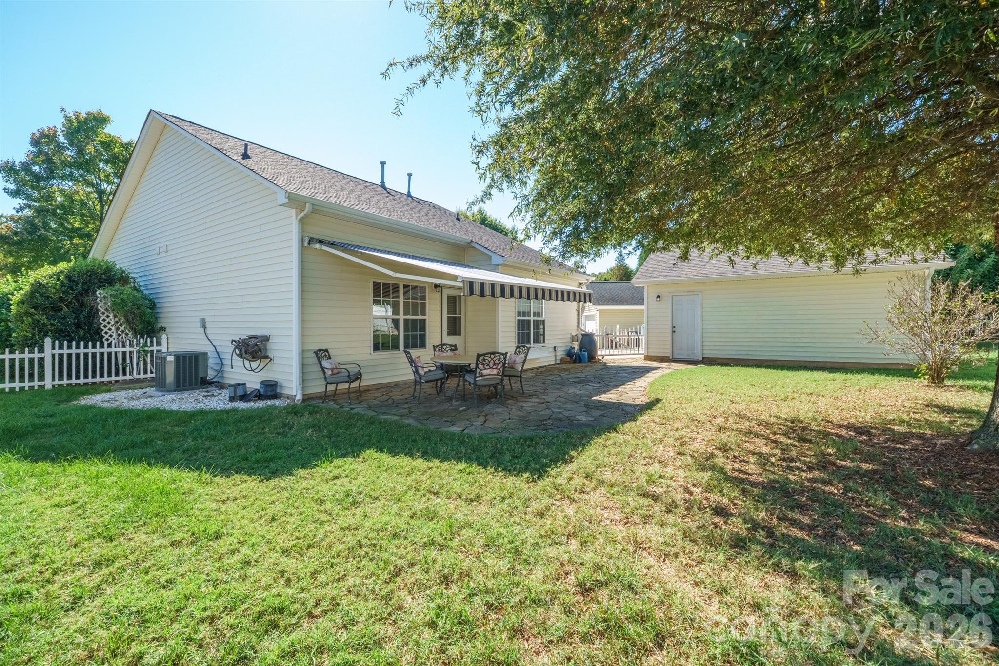 Single Family Residence at 10919 Shelly Renee Drive, Cornelius, photo 25 of 29
