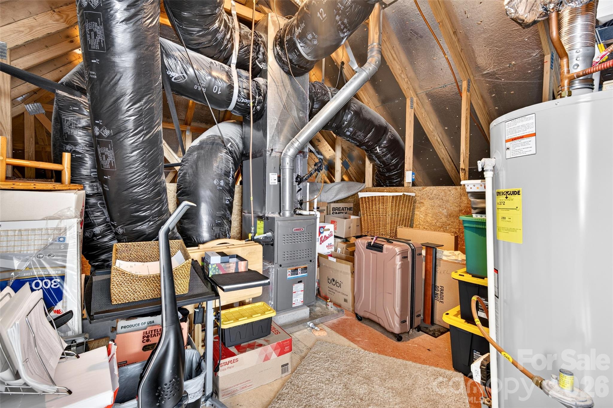 Walk-in storage - 1709 Cedar Park Drive, Pineville