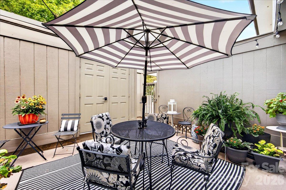 Enclosed Patio Off Kitchen - 3762 Winding Creek Lane, Charlotte