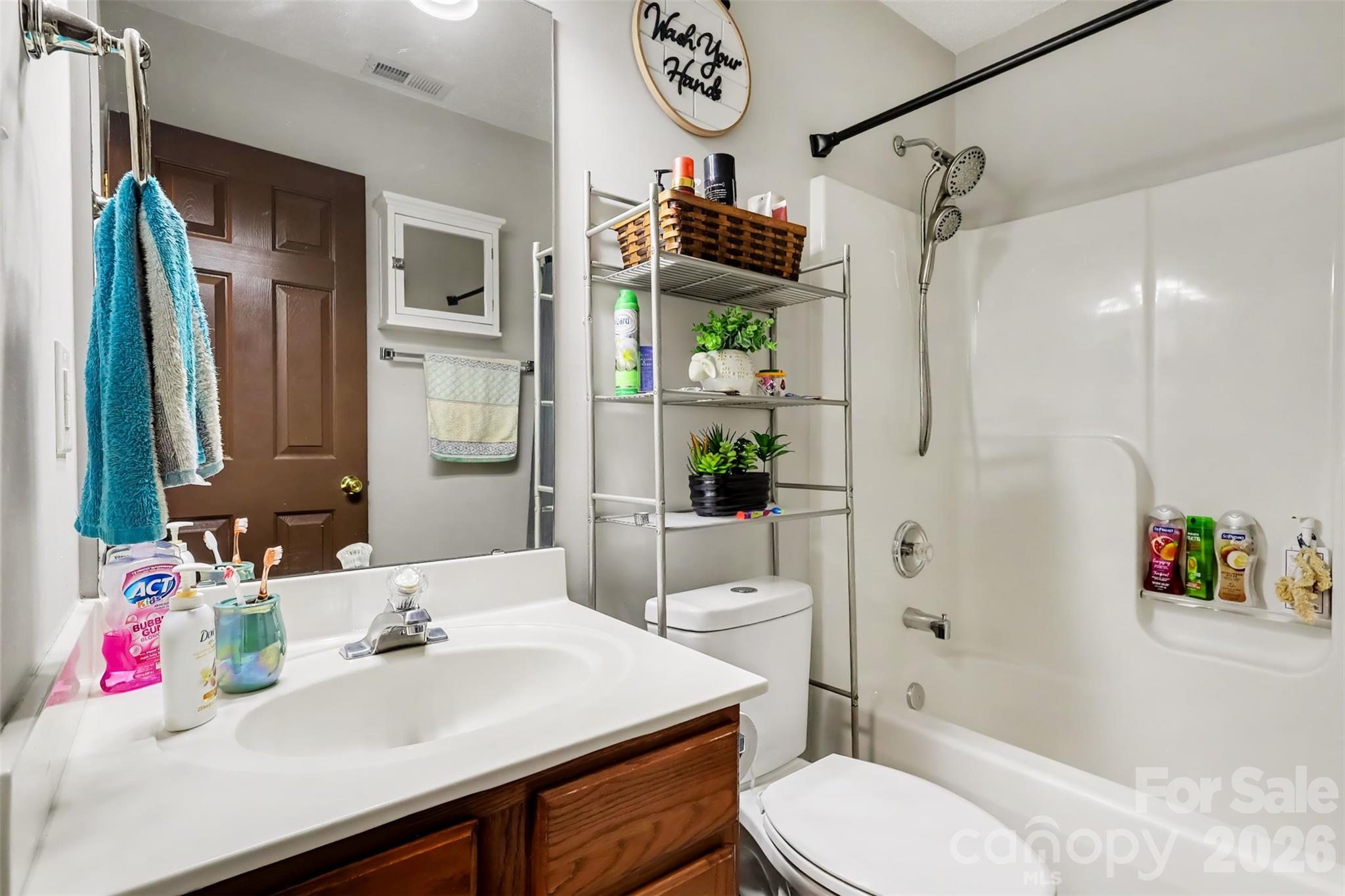 Single Family Residence at 6950 Silver Garden Lane, Charlotte, photo 22 of 34