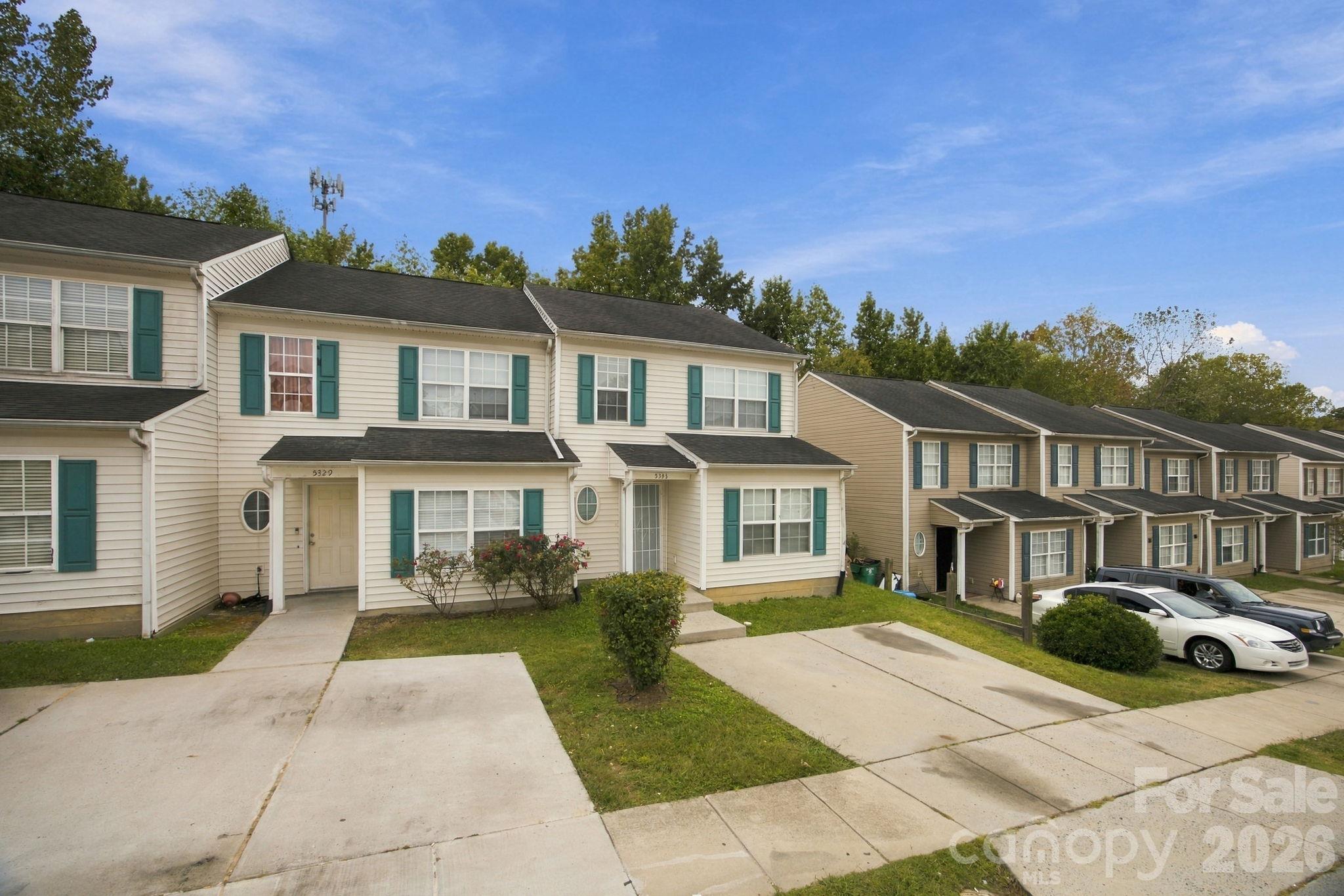 Townhouse at 5333 Esther Lane, Charlotte, photo 4 of 28