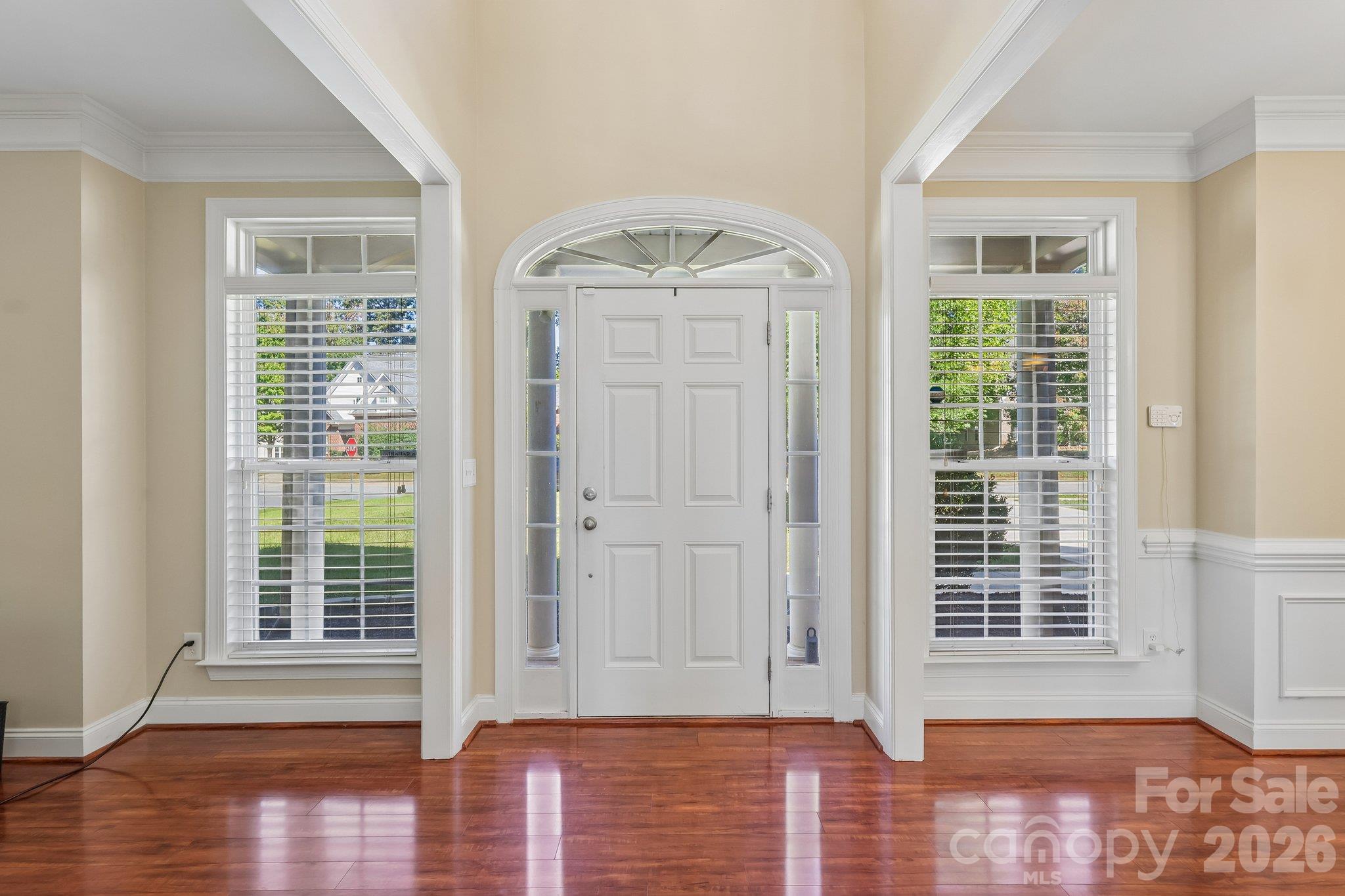 Single Family Residence at 8645 Ridgeline Lane, Charlotte, photo 4 of 35