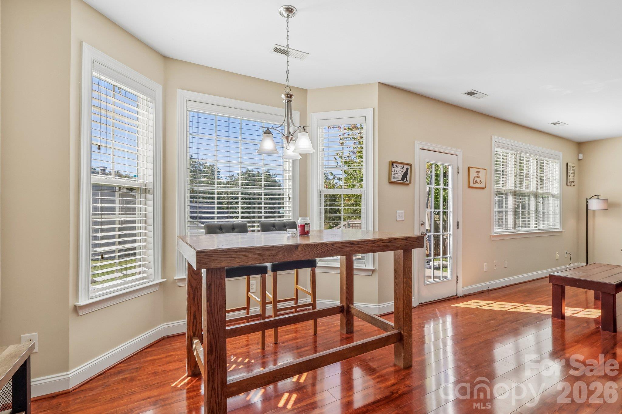 Single Family Residence at 8645 Ridgeline Lane, Charlotte, photo 14 of 35