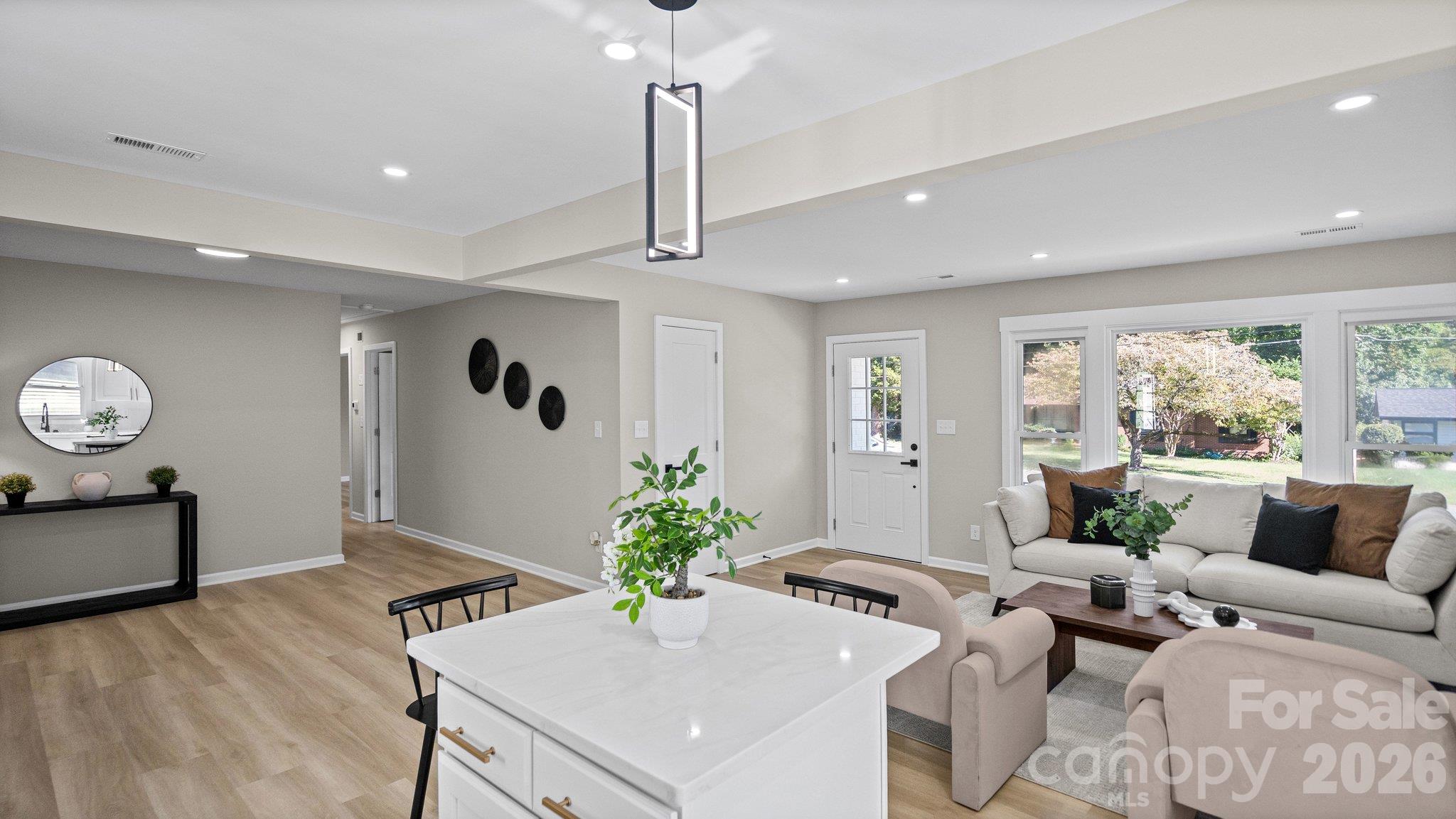 Single Family Residence at 708 Aintree Road, Charlotte, photo 12 of 38