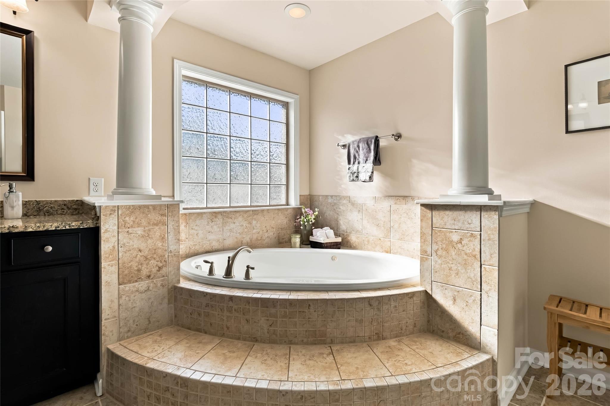 Single Family Residence at 18317 Lilliesleaf Glenn Lane, Charlotte, photo 32 of 48