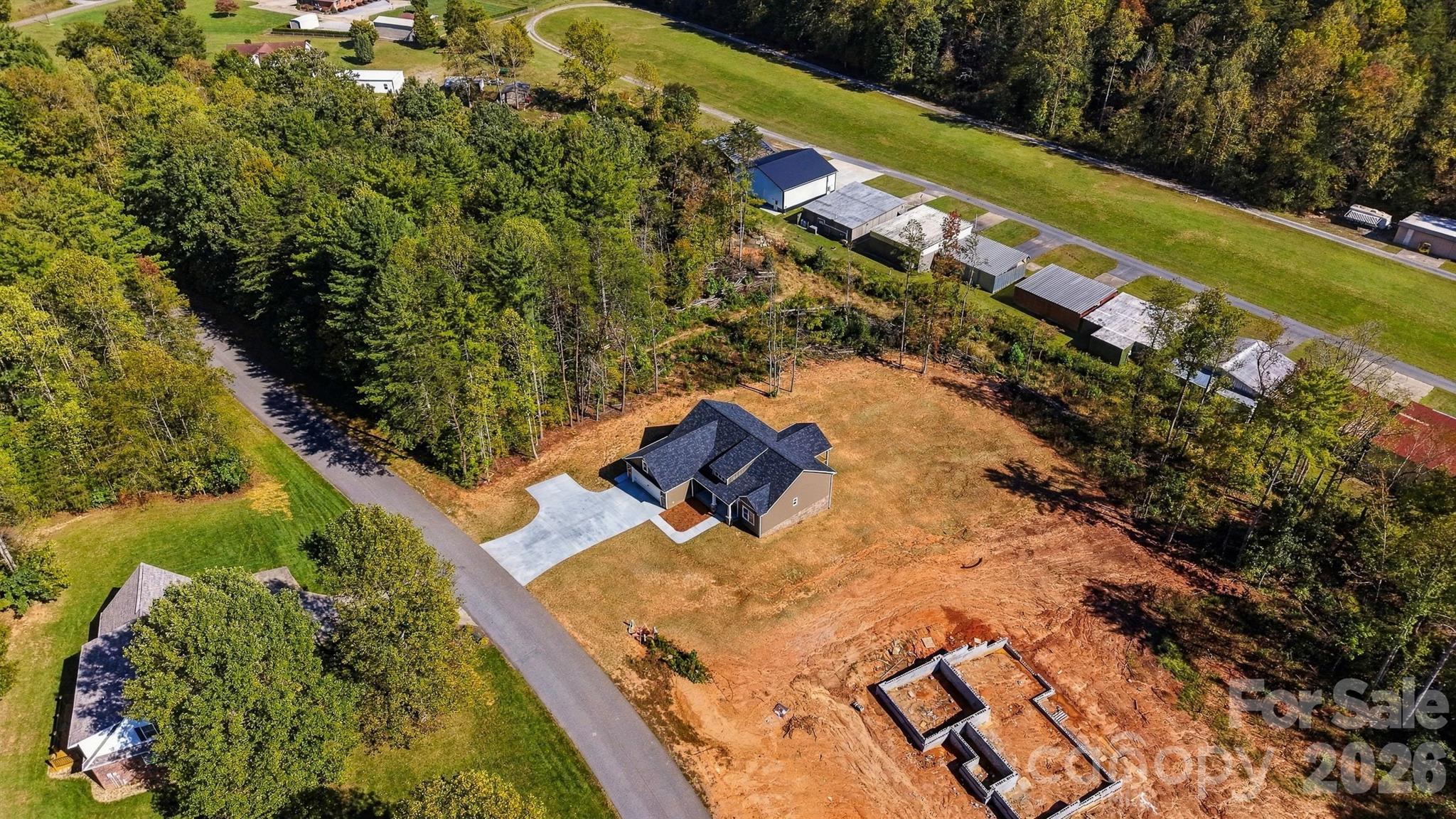 Single Family Residence at 2151 Piper Ridge Drive, Lenoir, photo 36 of 42