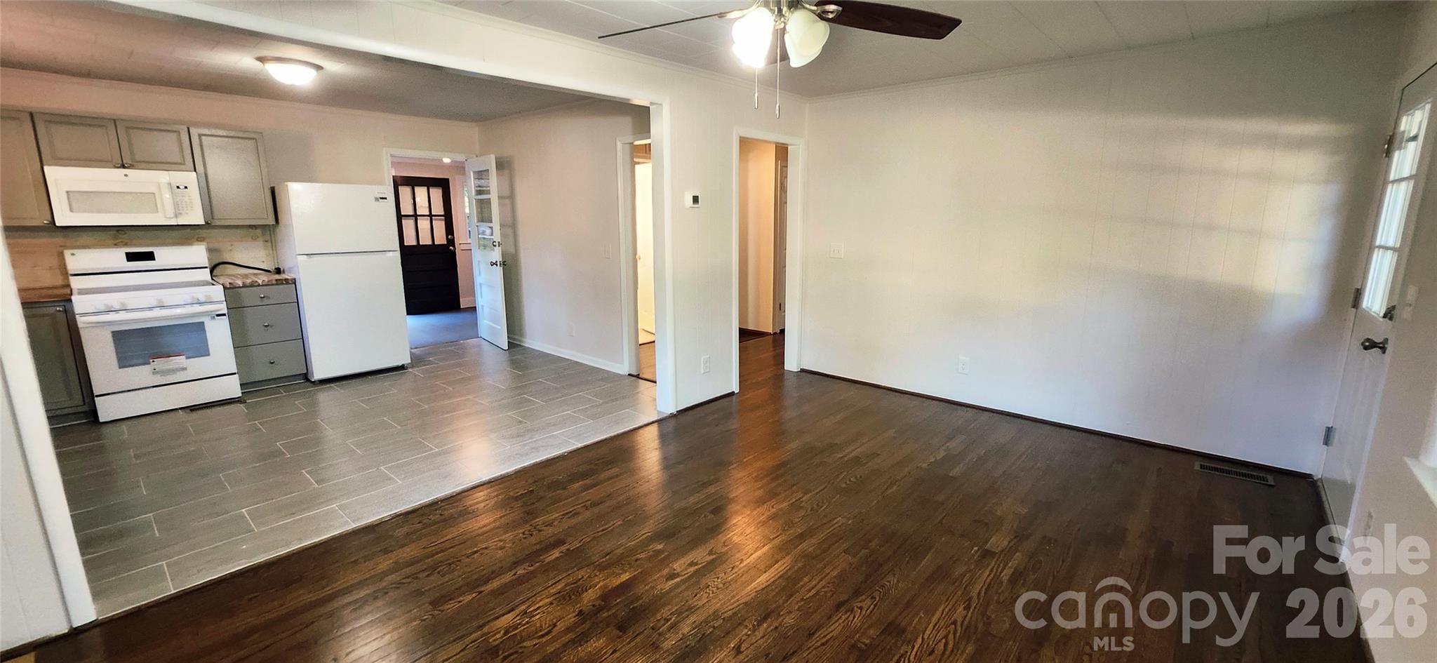 Single Family Residence at 200 Staton Road, Gastonia, photo 6 of 22