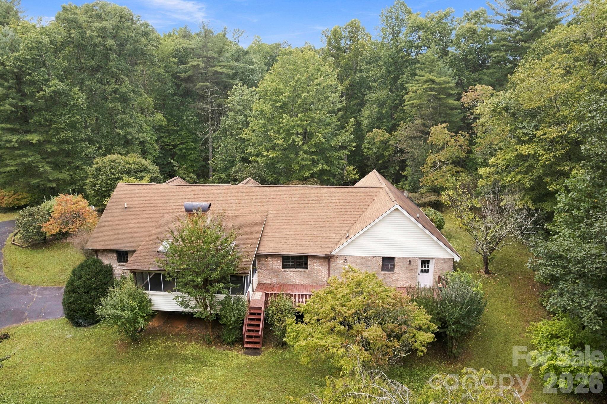 Single Family Residence at 1079 Dupont Road, Hendersonville, photo 41 of 44