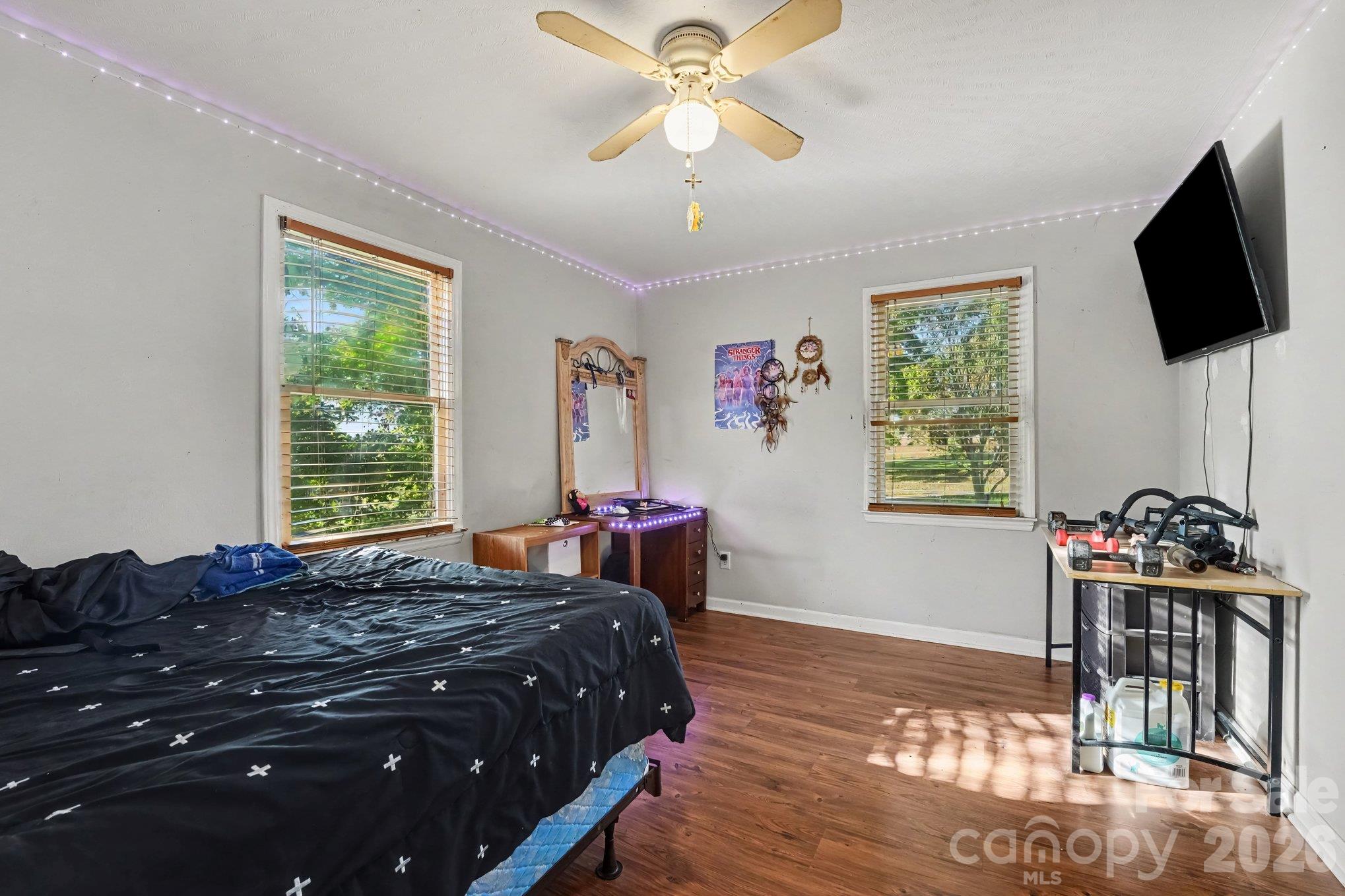 Single Family Residence at 2505 Point Street, Claremont, photo 12 of 24