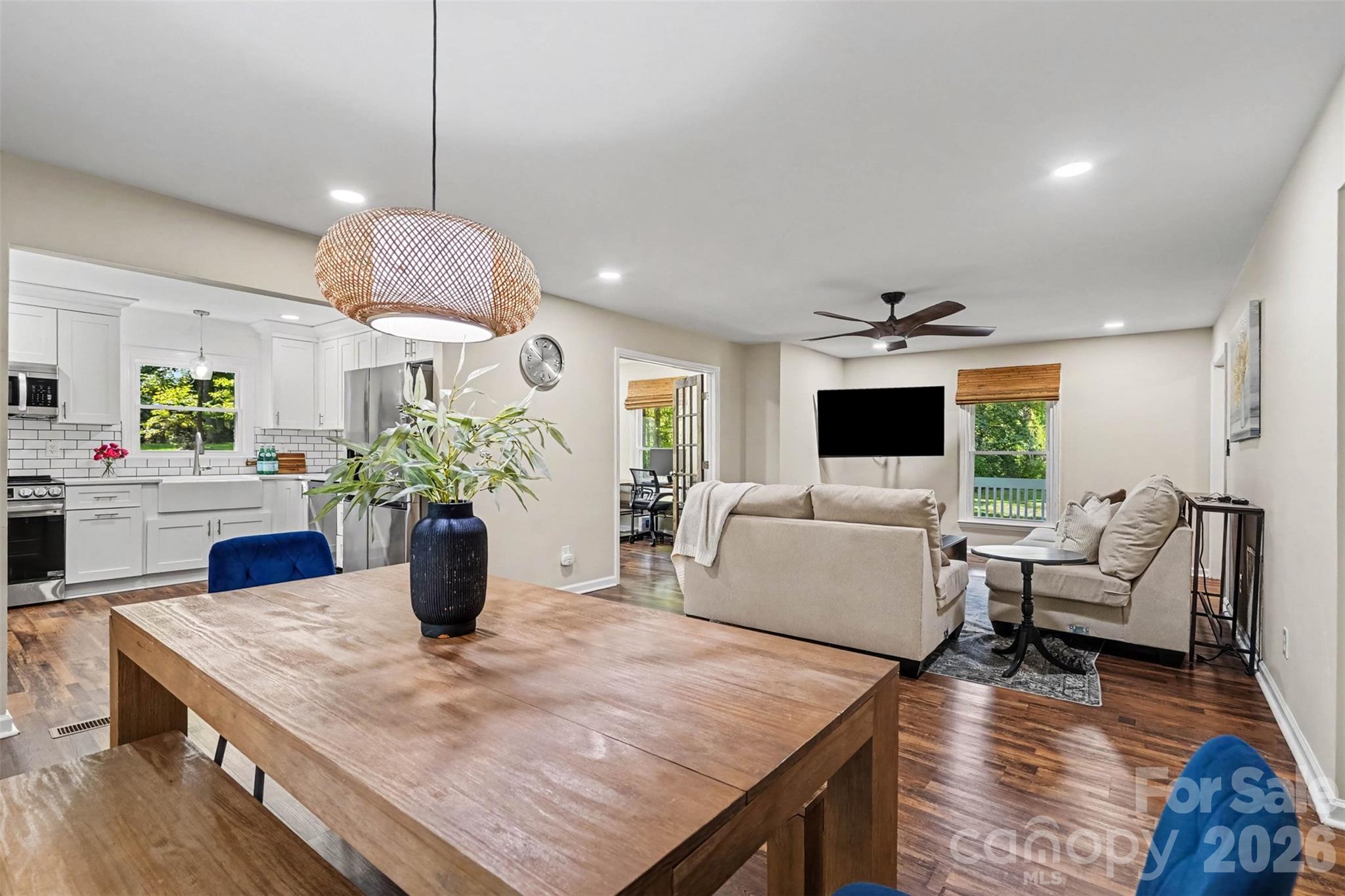 Open floor plan - 11538 Gelding Drive, Charlotte