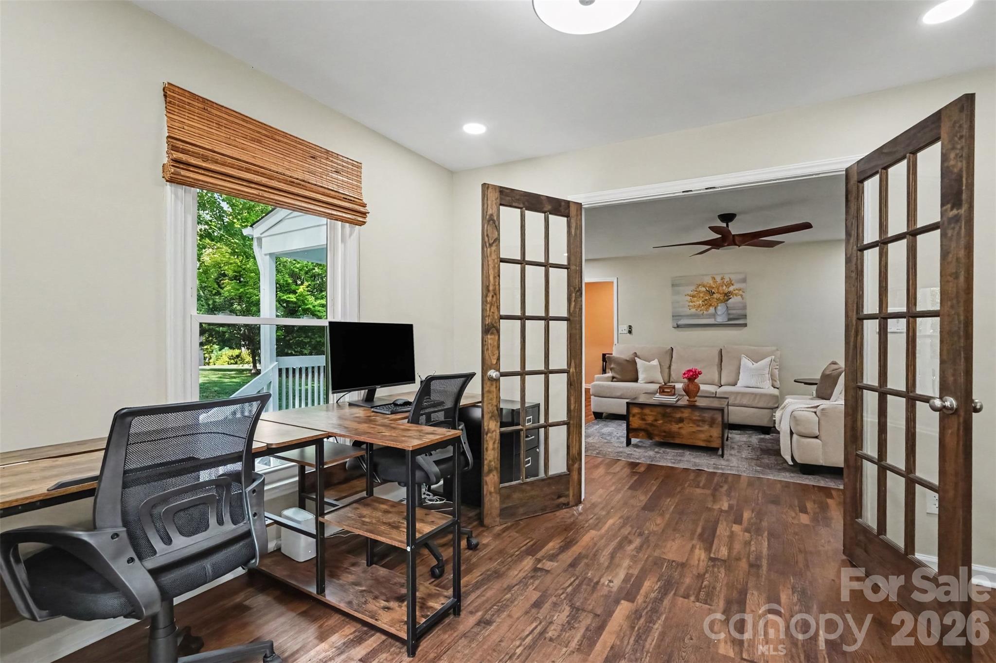 Single Family Residence at 11538 Gelding Drive, Charlotte, photo 16 of 40
