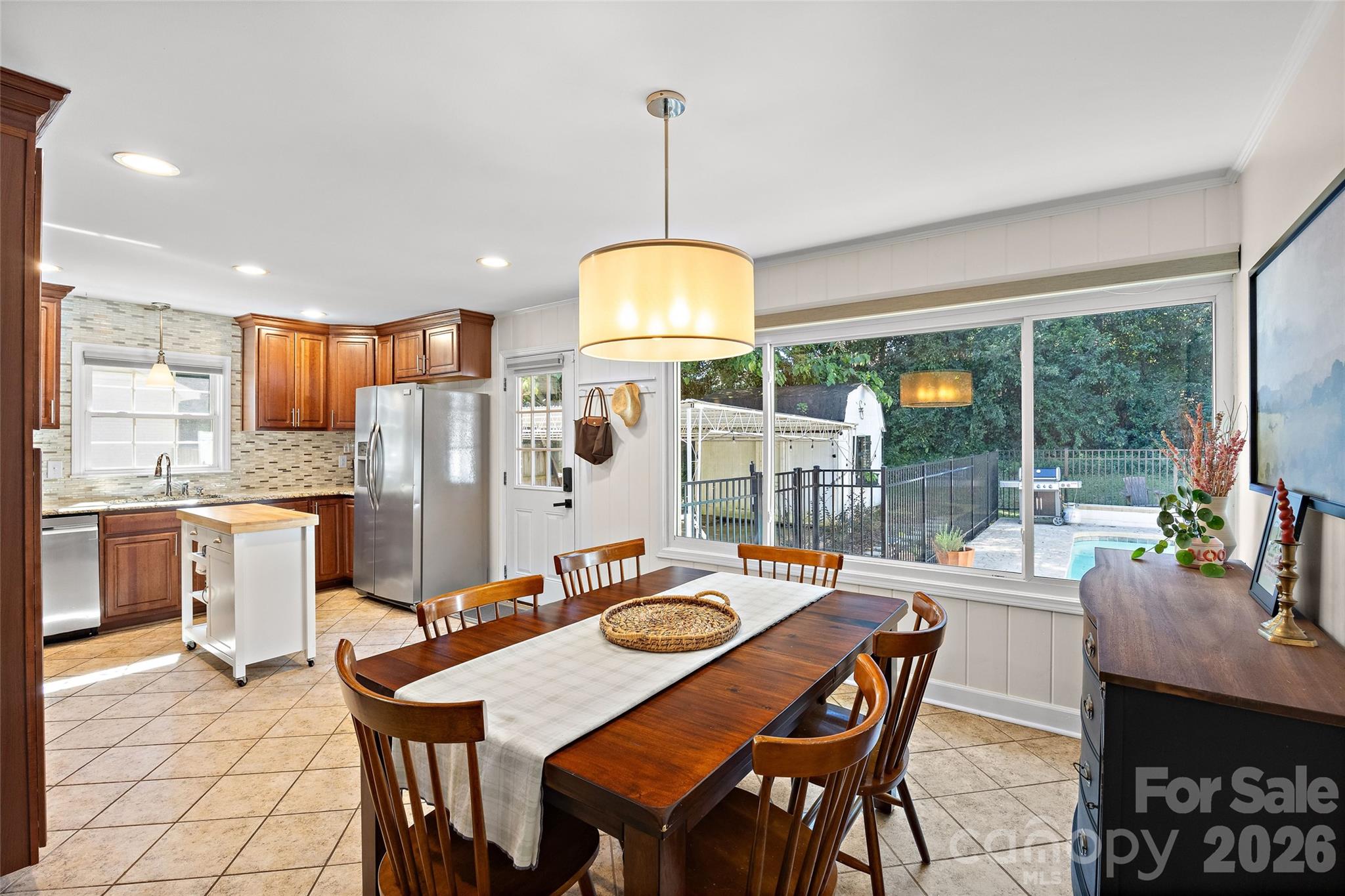 Single Family Residence at 5908 Brookhaven Road, Charlotte, photo 11 of 45