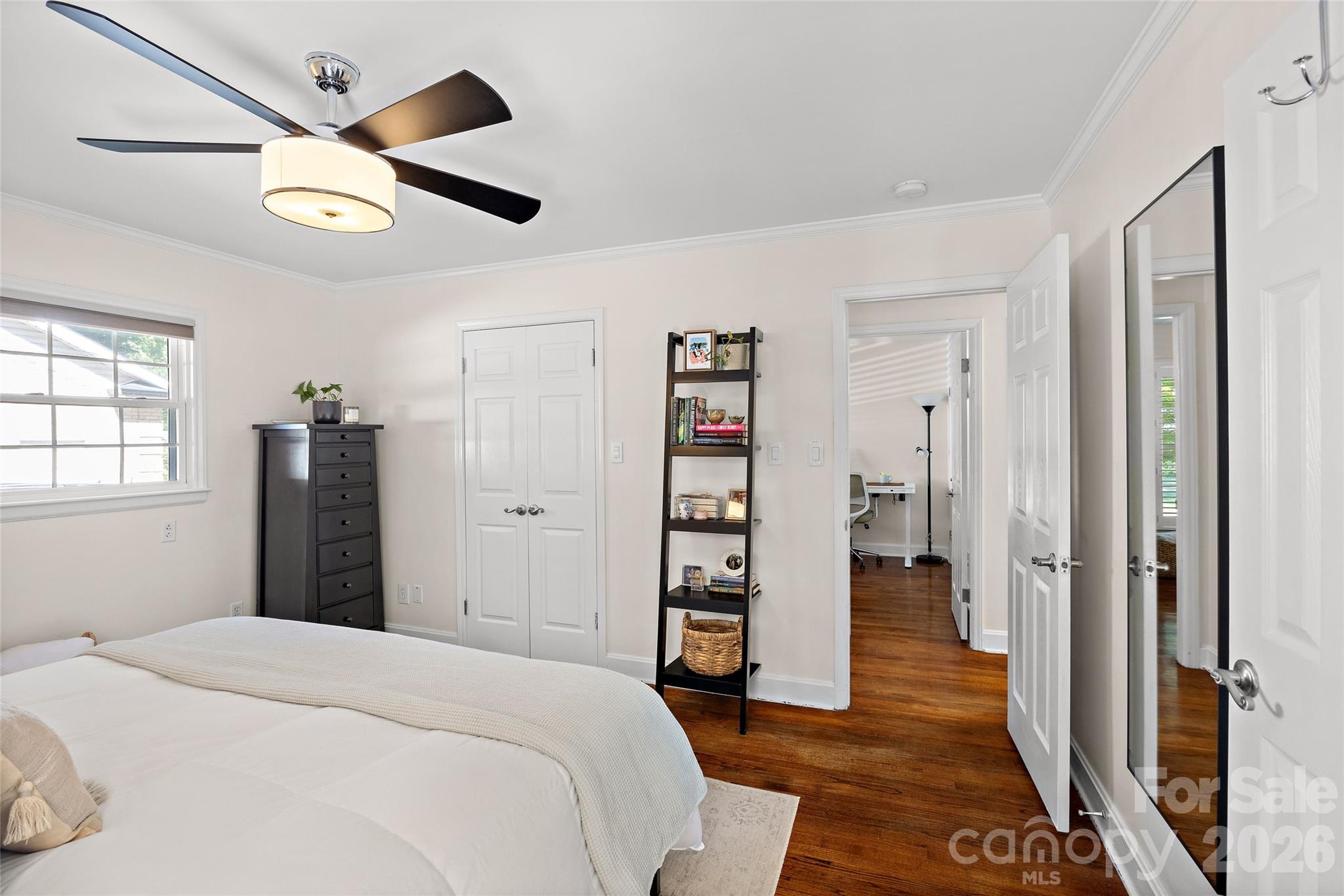 Single Family Residence at 5908 Brookhaven Road, Charlotte, photo 21 of 45
