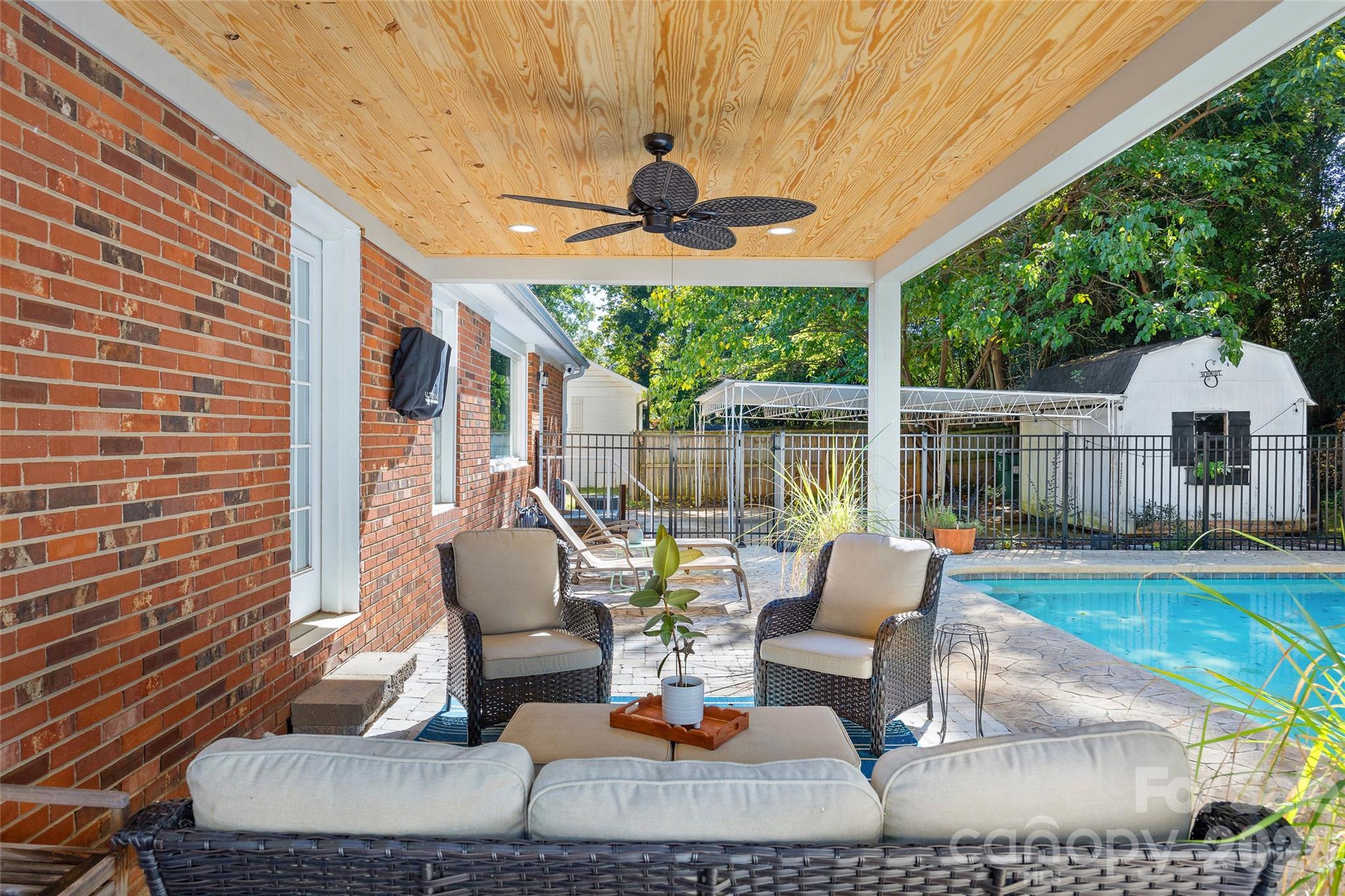 Single Family Residence at 5908 Brookhaven Road, Charlotte, photo 31 of 45